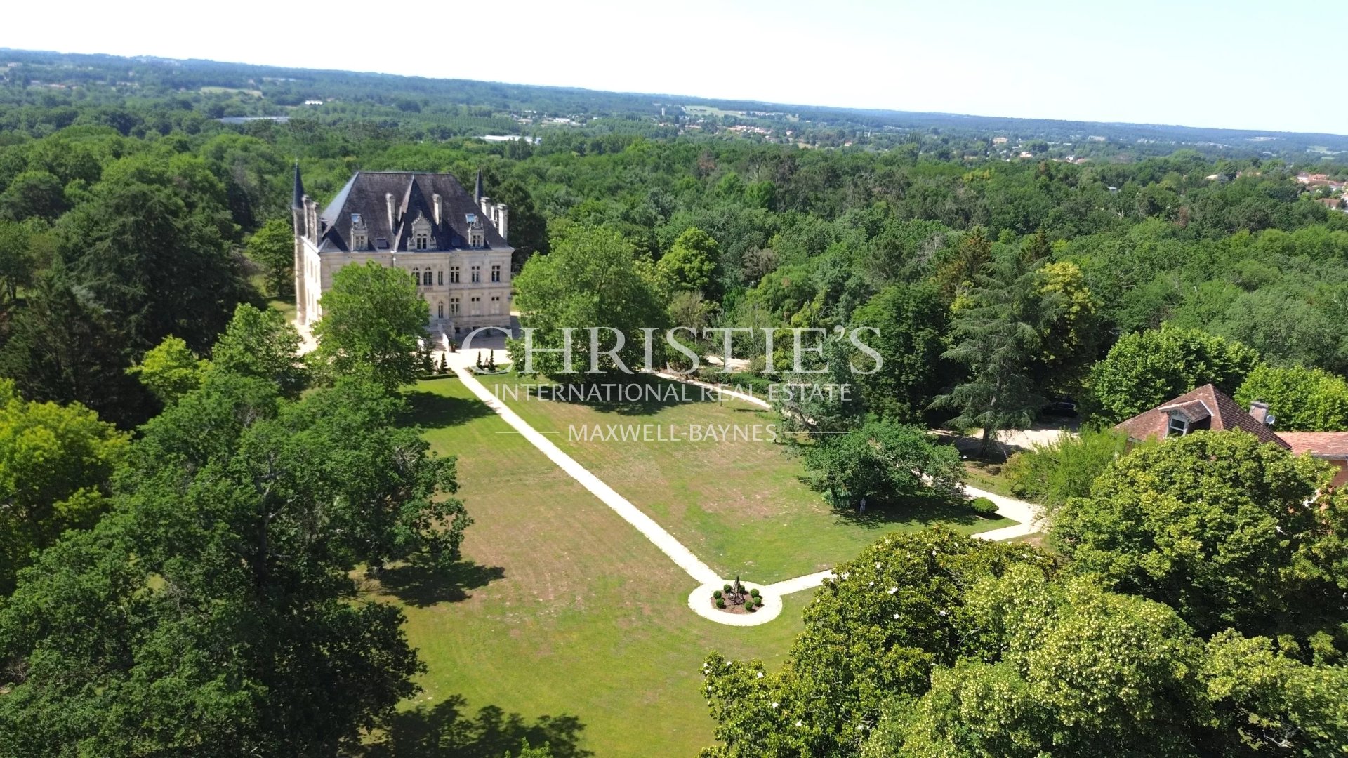 53 Bedroom Chateau's Image 3
