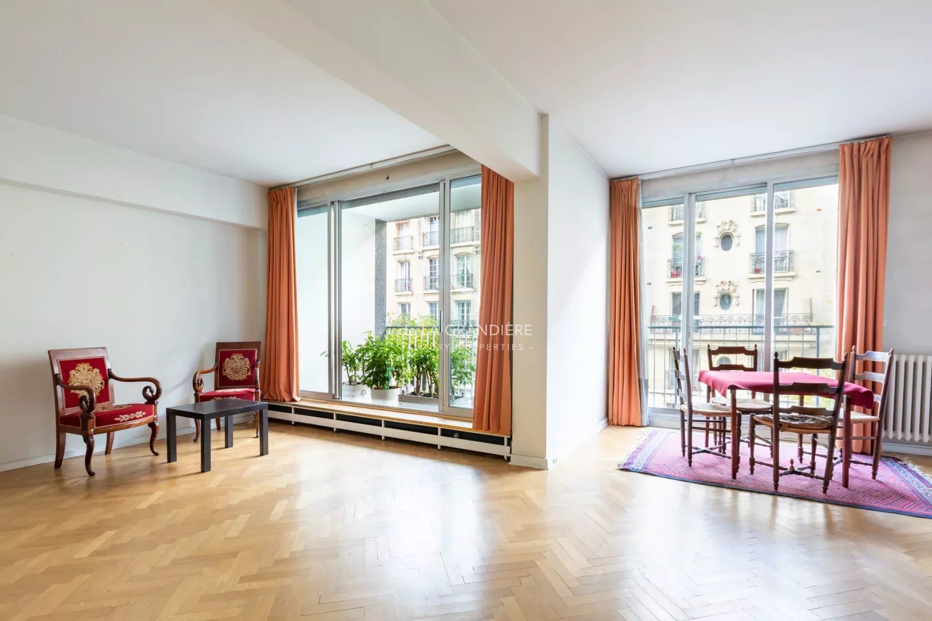 Paris 15ème - rue Nelaton - 107m2