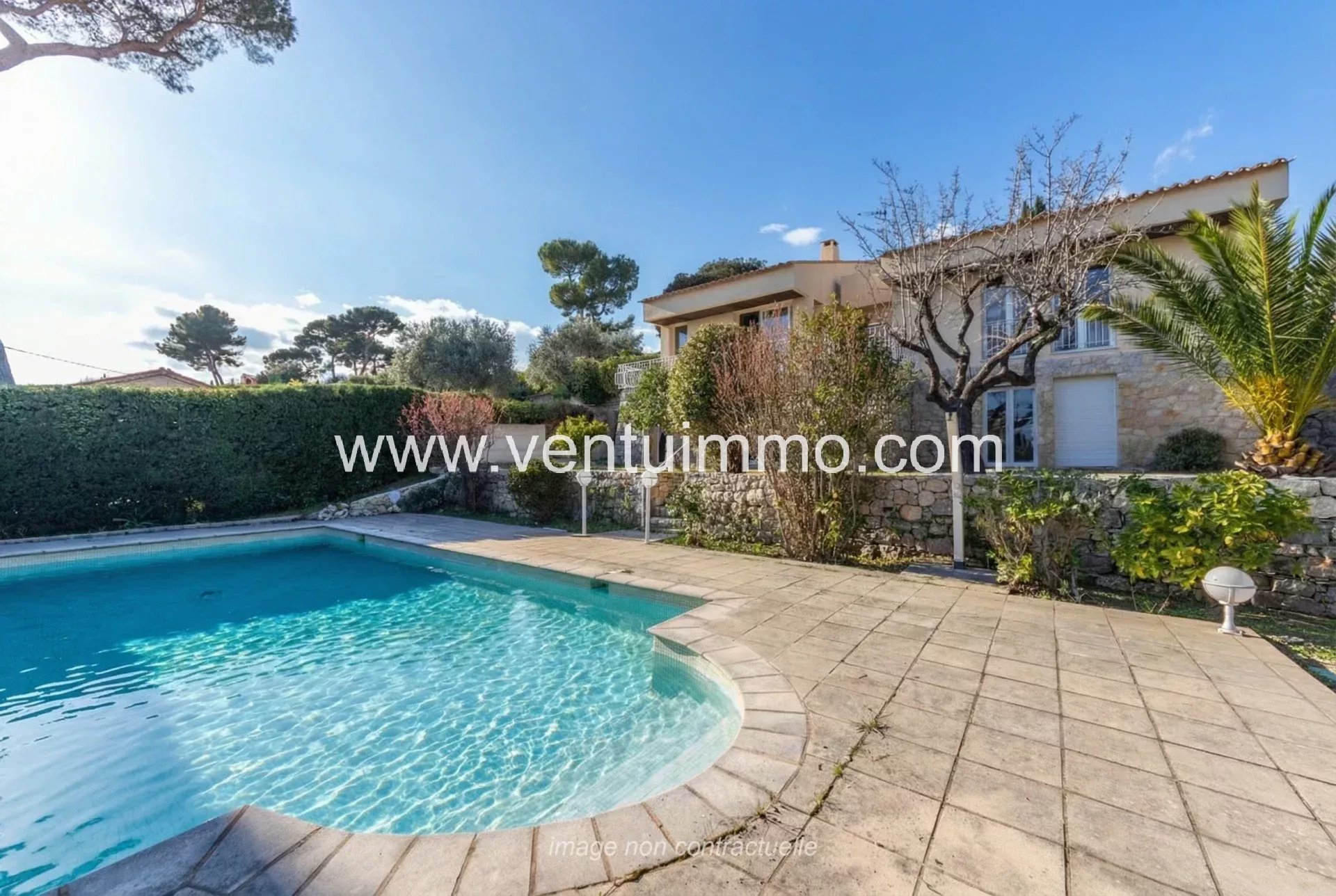 Agence immobilière de 