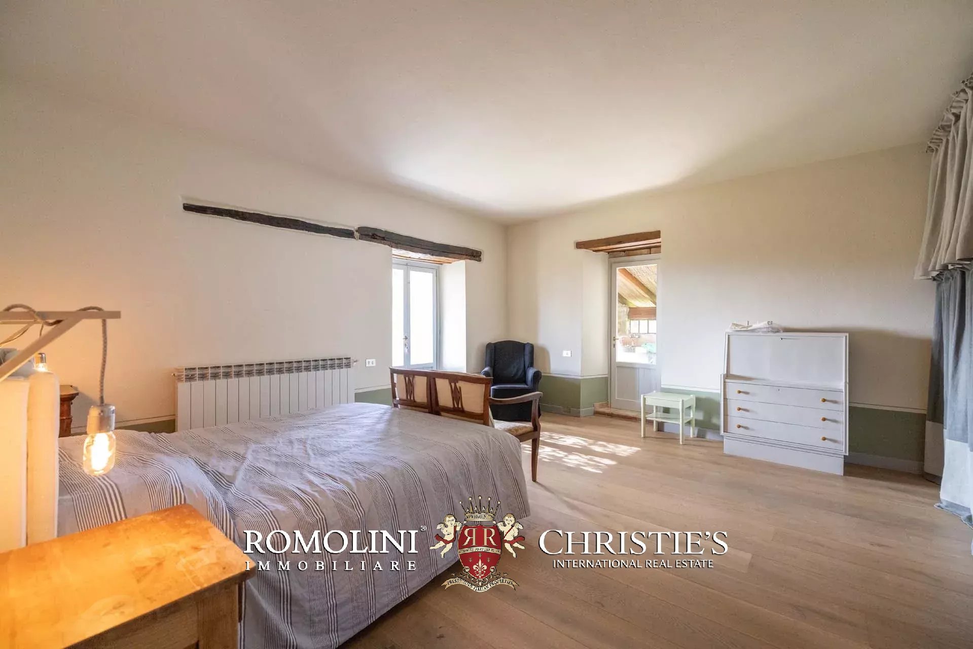5 Bedroom Villa/Townhouse's Image 40
