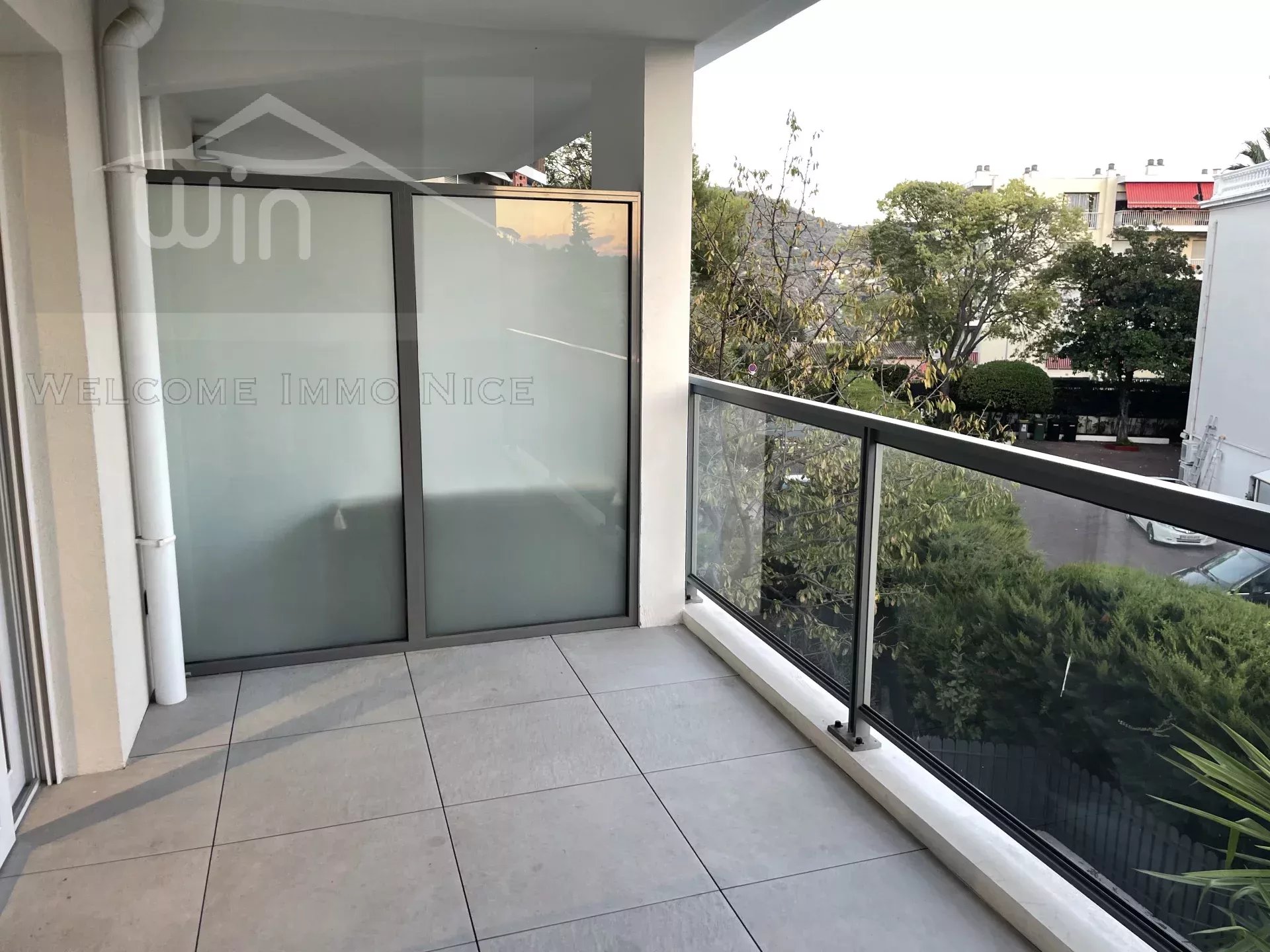 Location 2 pieces+parking+ terrasse  , Haut Cimiez, Nice