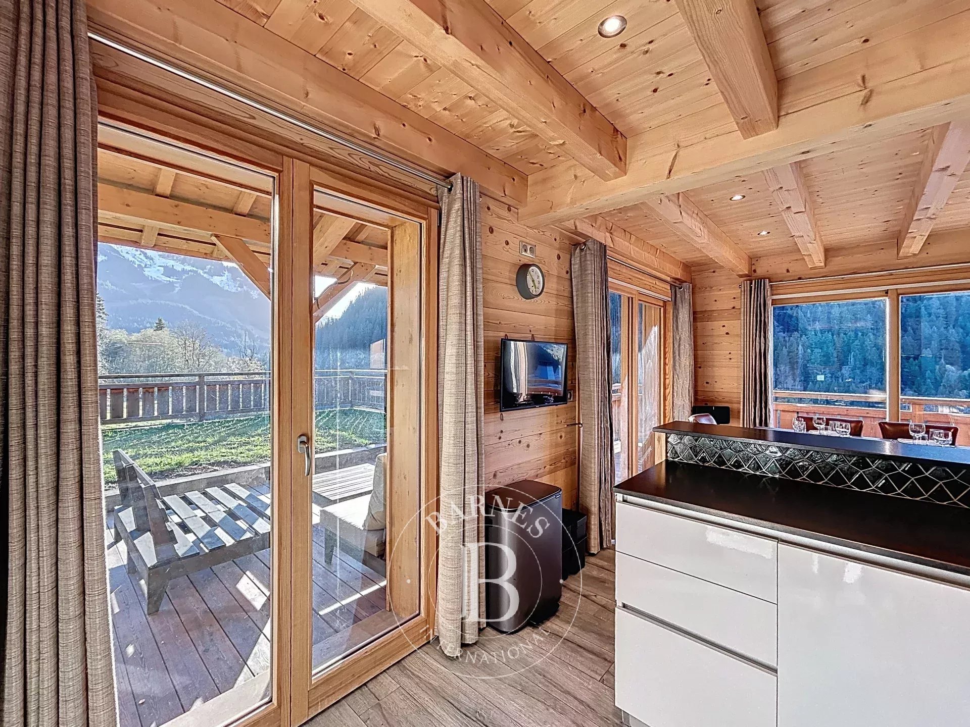 Photo of Châtel – 4-bedroom chalet with terrace and hot tub