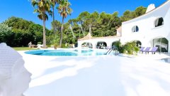 Luxury Jacques Couelle Villa in Mougins | Premier Family Estate — photo 5 of 7