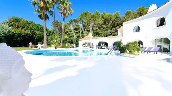 Luxury Jacques Couelle Villa in Mougins | Premier Family Estate — photo 5