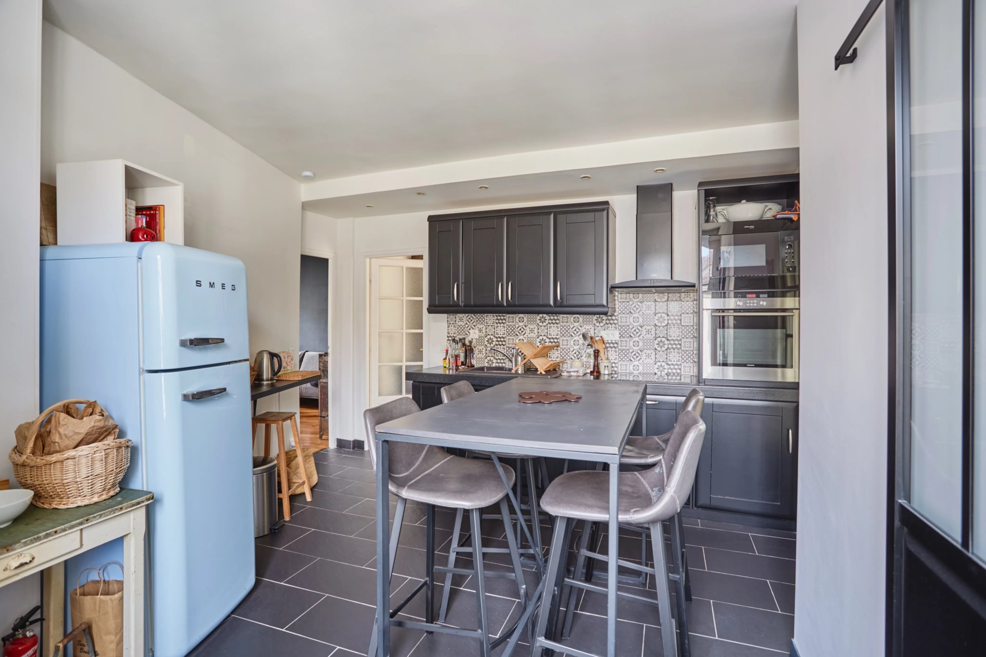 1 Bedroom Apartment/Flat's Image 3