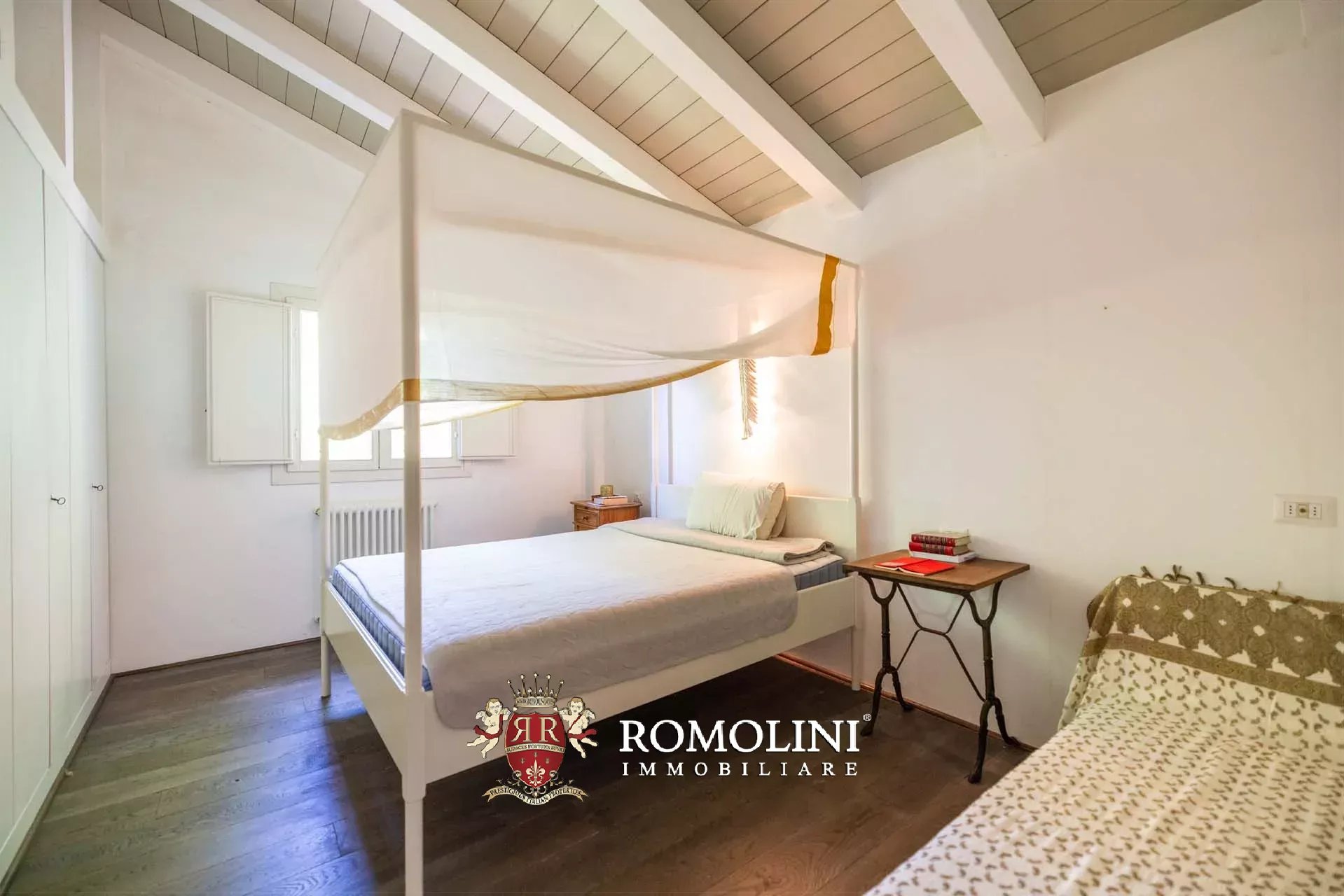 4 Bedroom Villa/Townhouse's Image 36