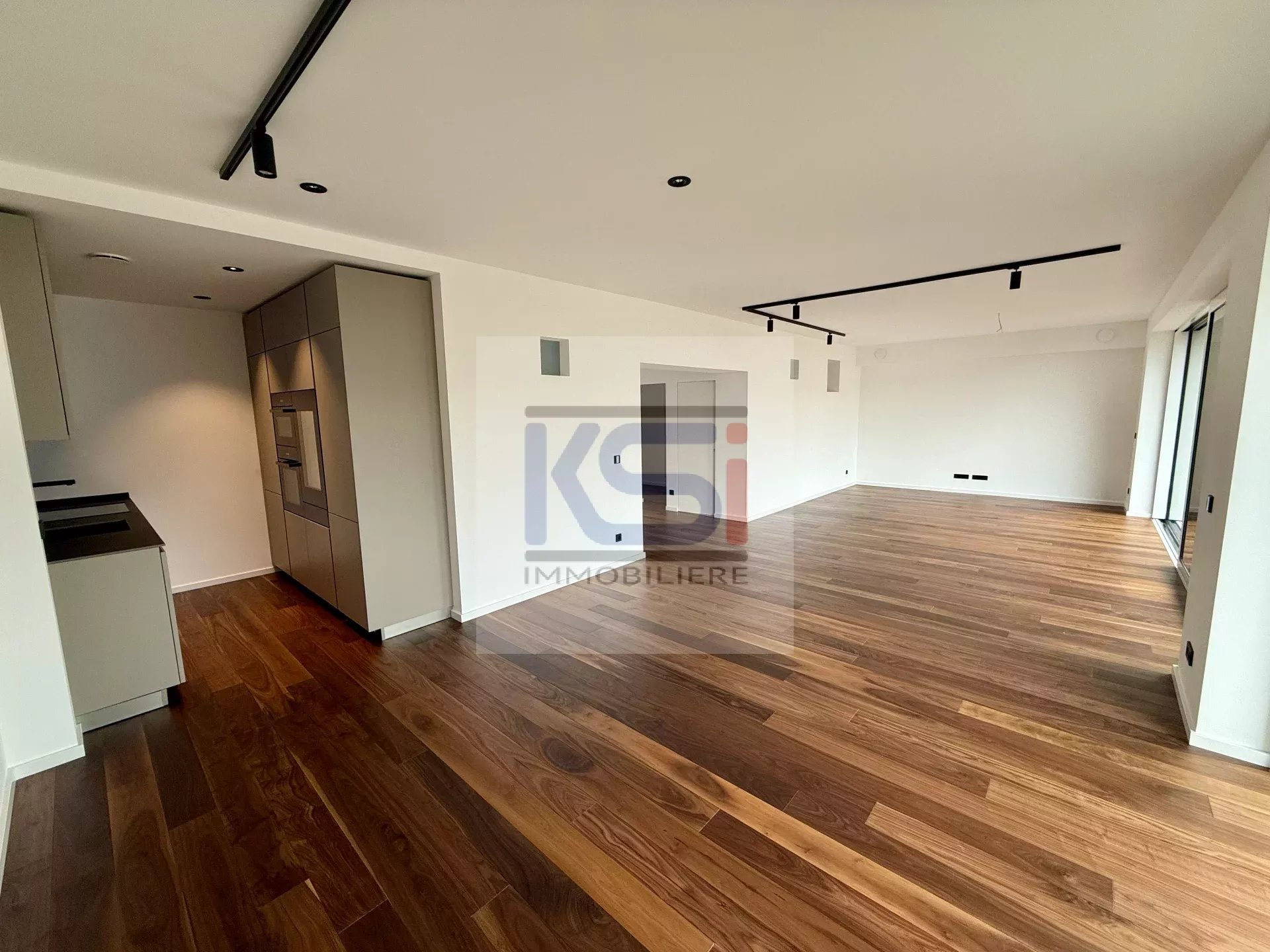 Appartement moderne dans bâtiment historique à Merl