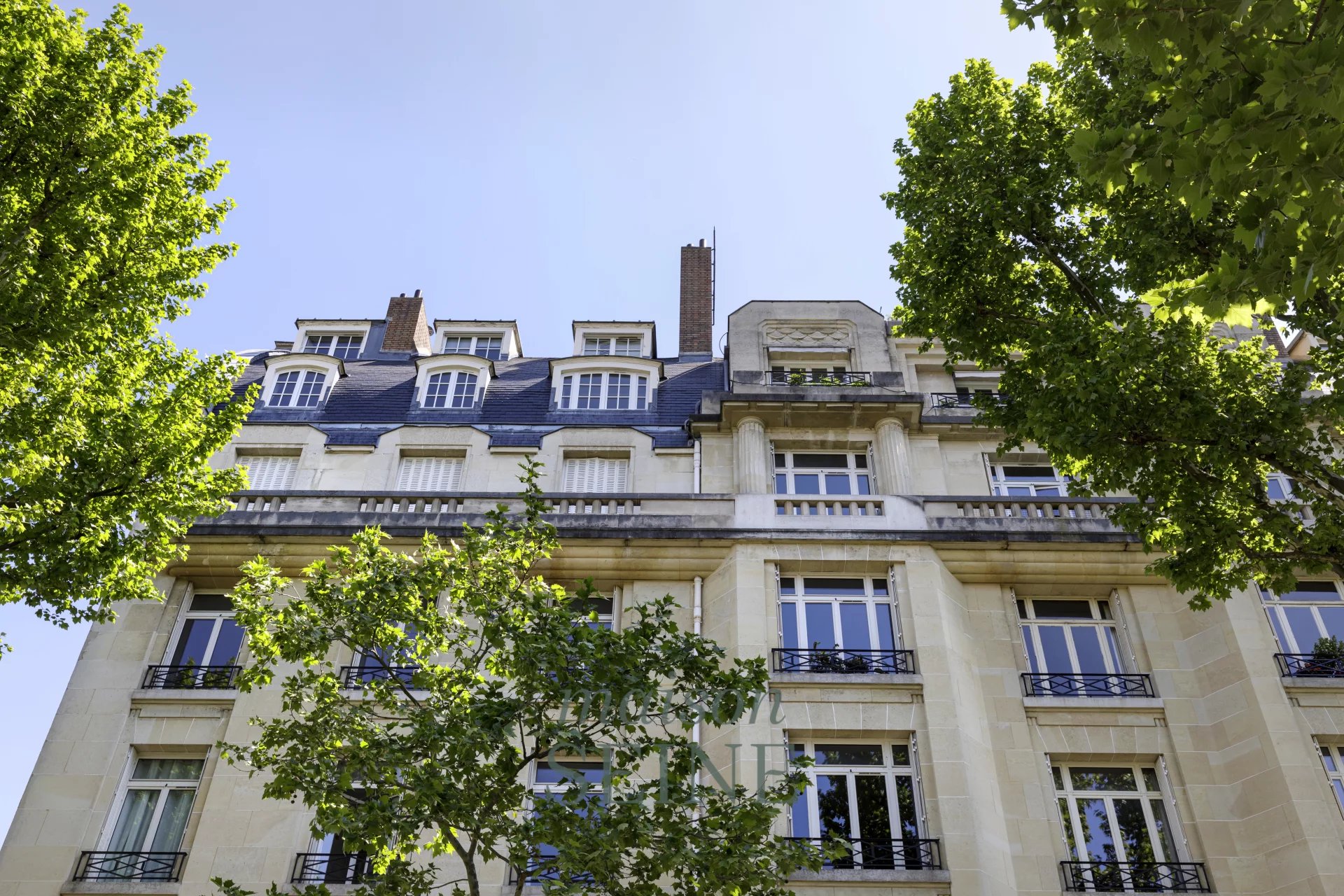 Agence immobilière de 
