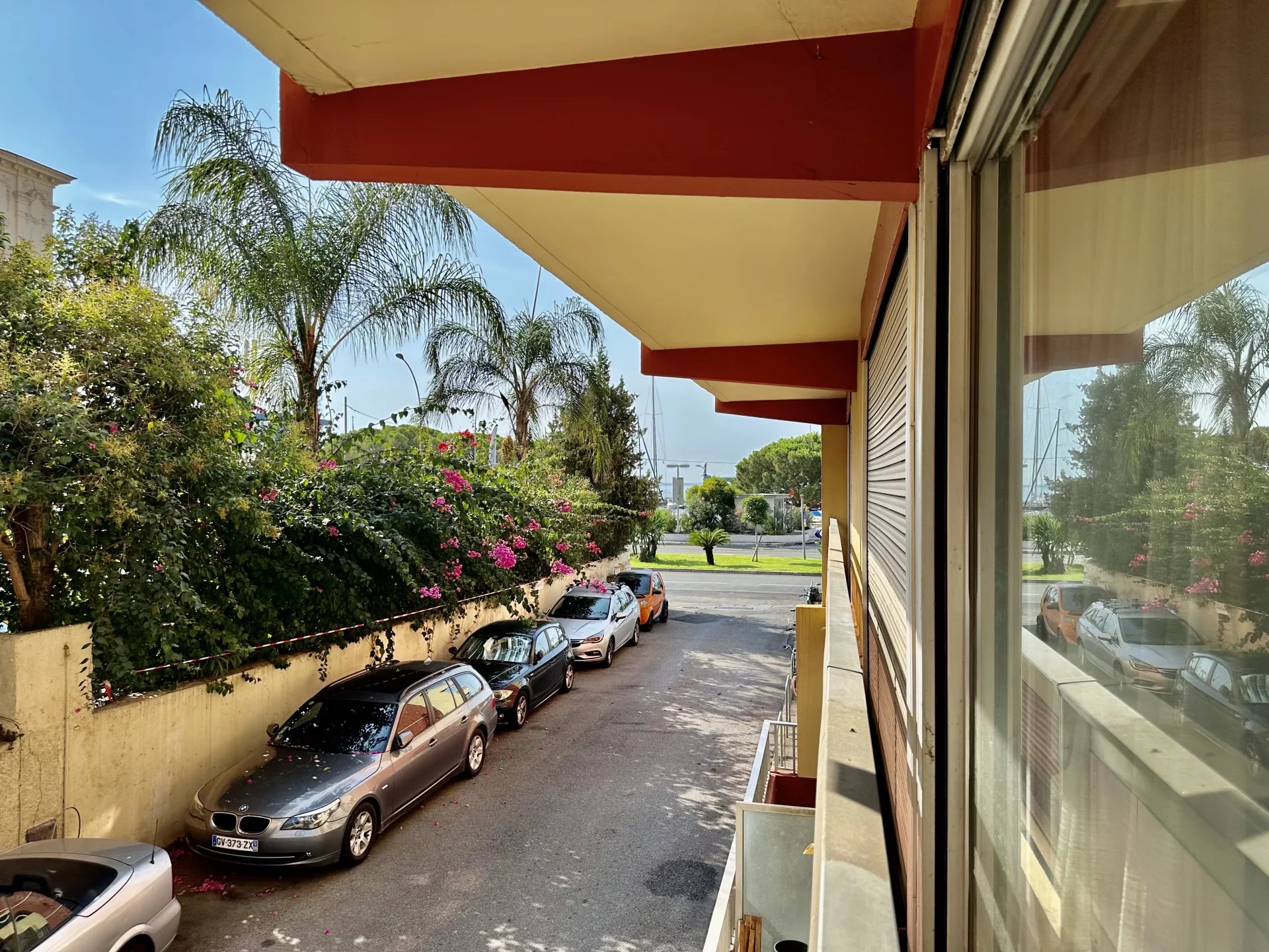 Grand studio Garavan