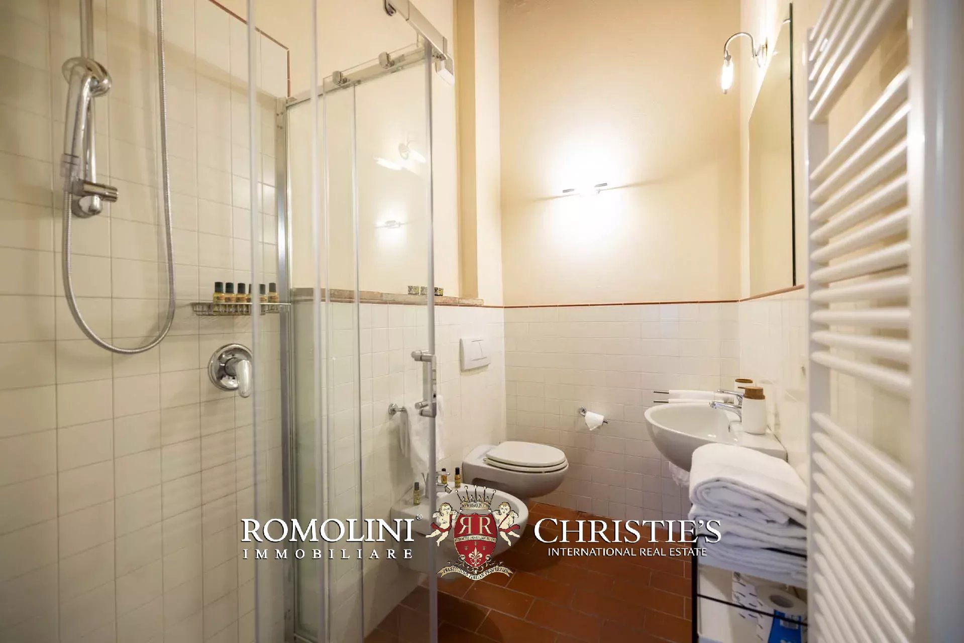 37 Bedroom Villa/Townhouse's Image 104