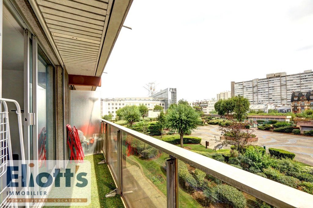 STUDIO BALCON - PLACE D'ITALIE