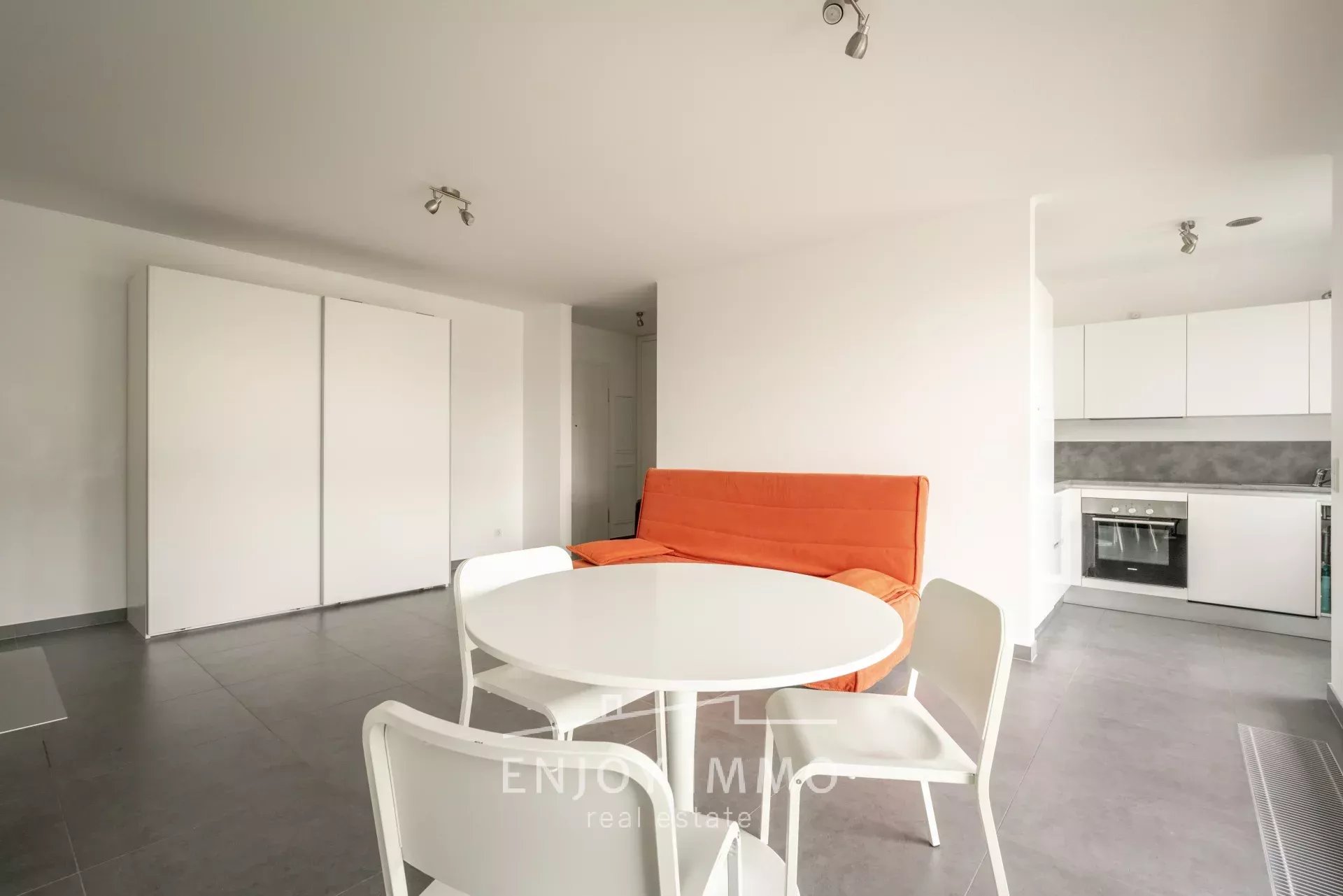 Apartment 0 rooms
