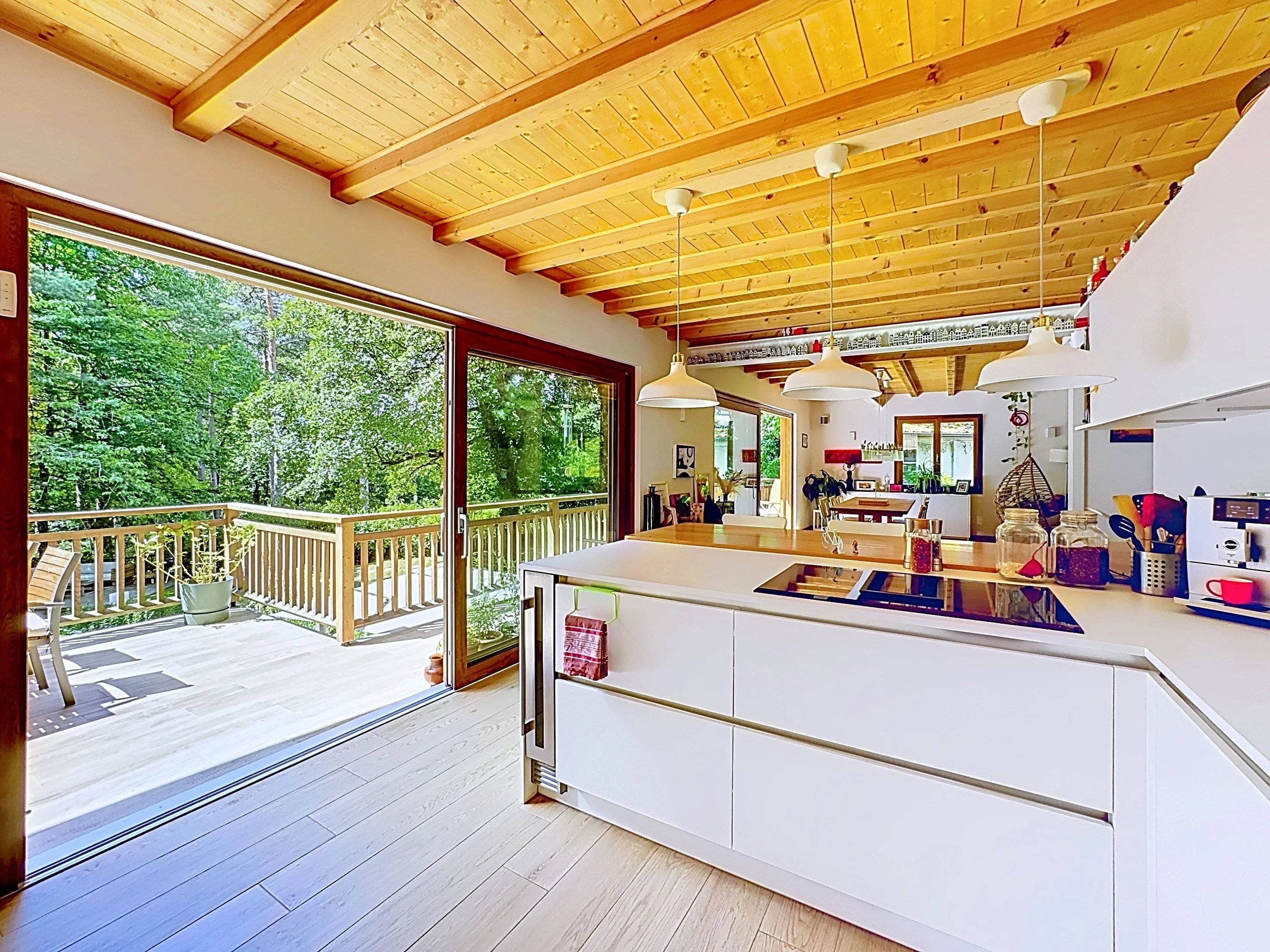 Magnifique villa rénovée avec jardin paysager