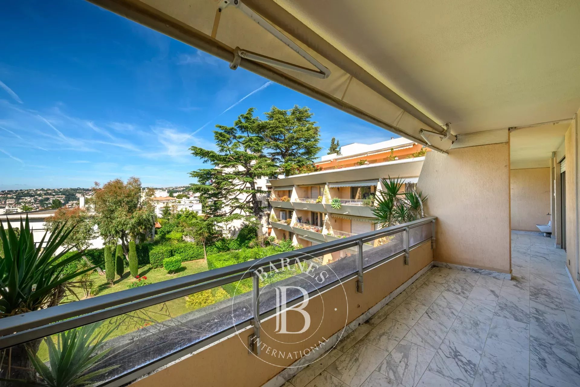 Daire Nice - picture 24