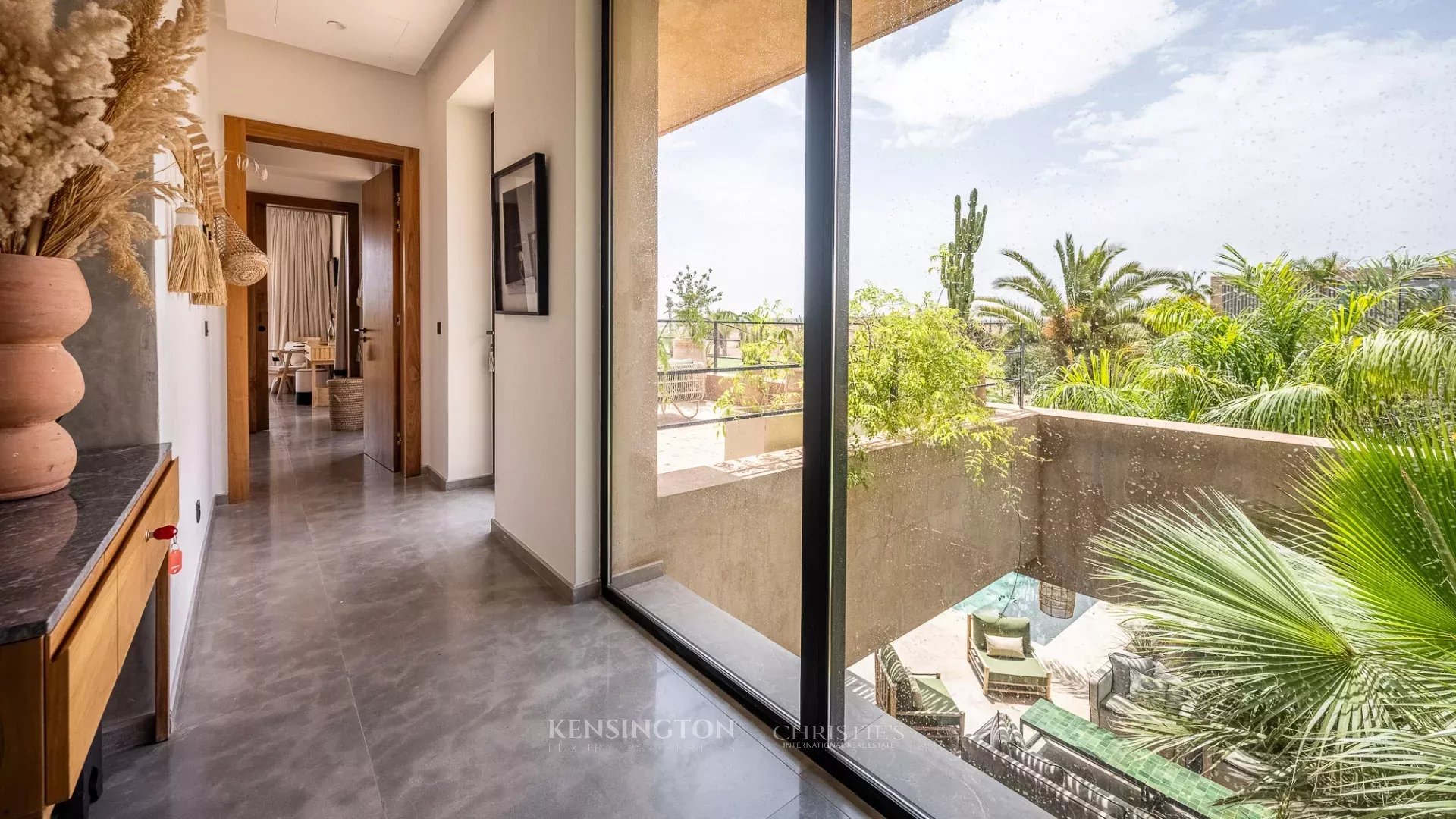 6 Bedroom Villa/Townhouse's Image 43