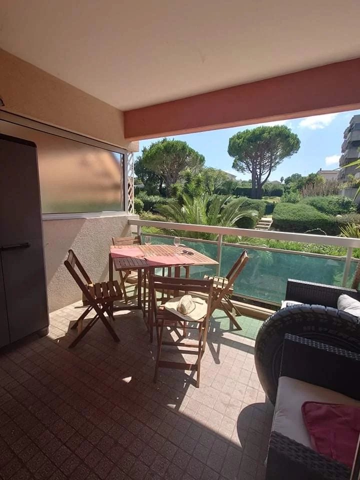 Studio avec Terrasse - PARKING + CAVE