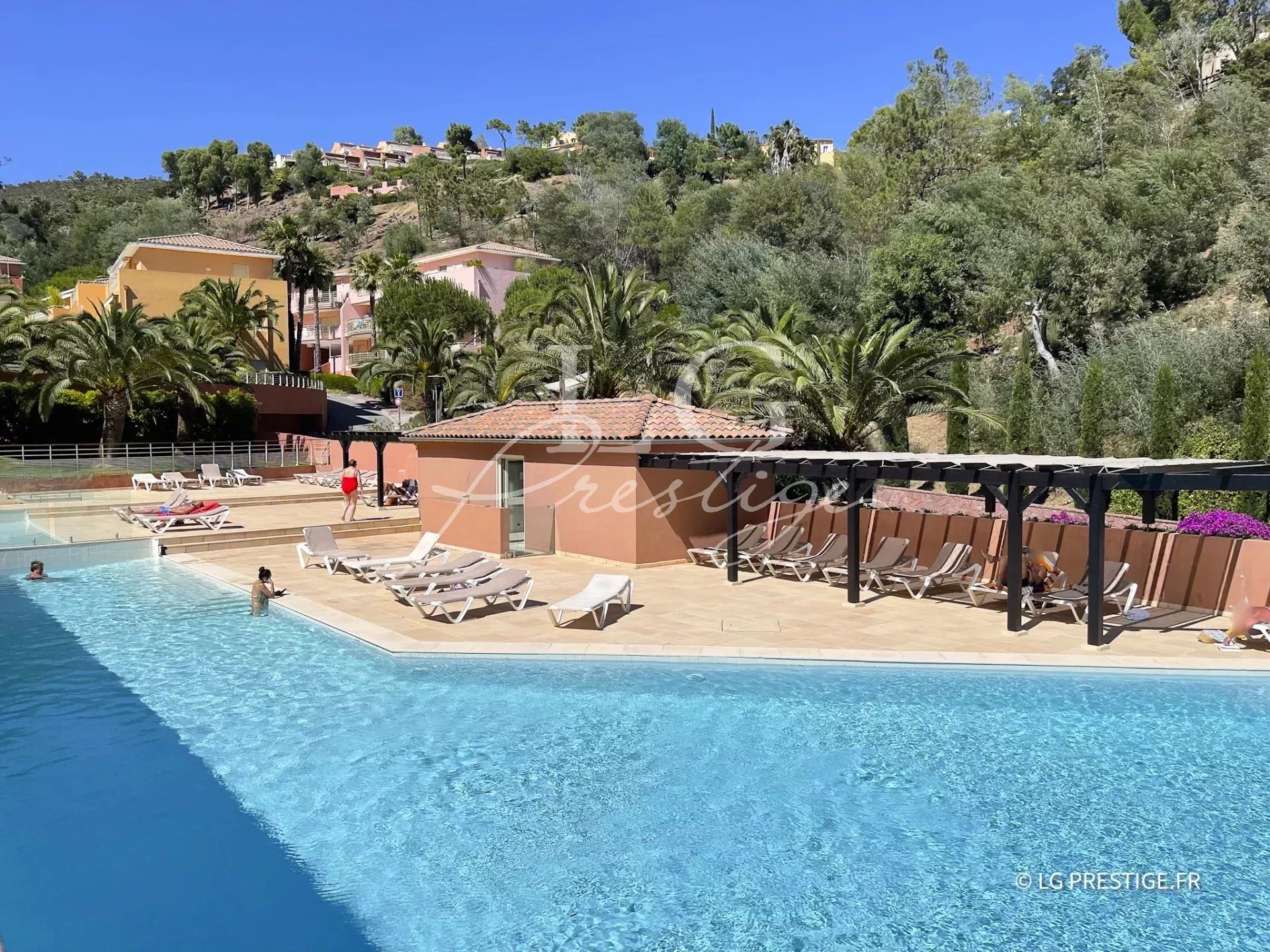 Agence immobilière de L & G PRESTIGE IMMOBILIER