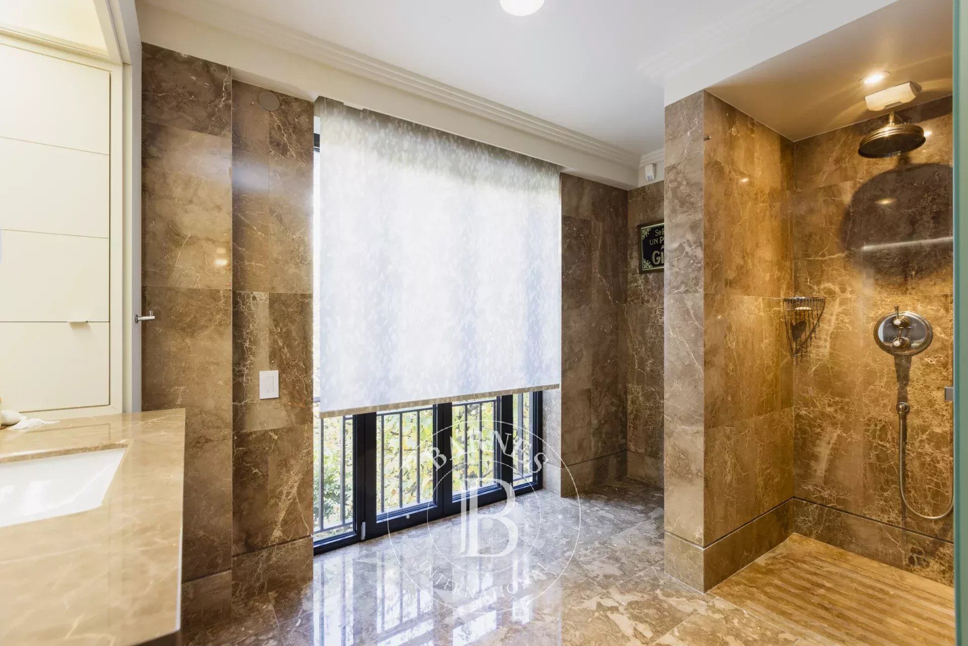 Daire Paris 7ème - picture 17