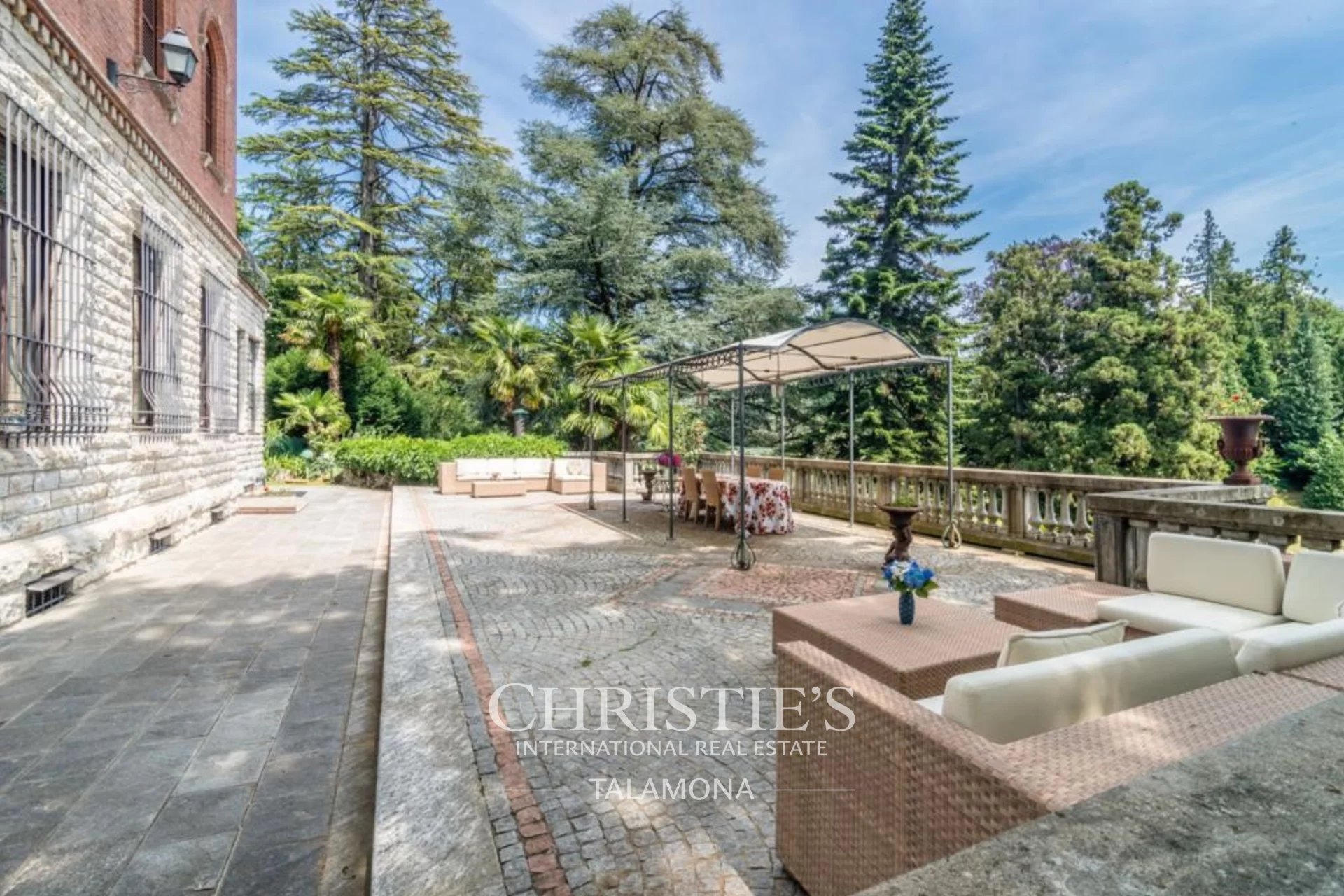 Villa/Townhouse's Image 8
