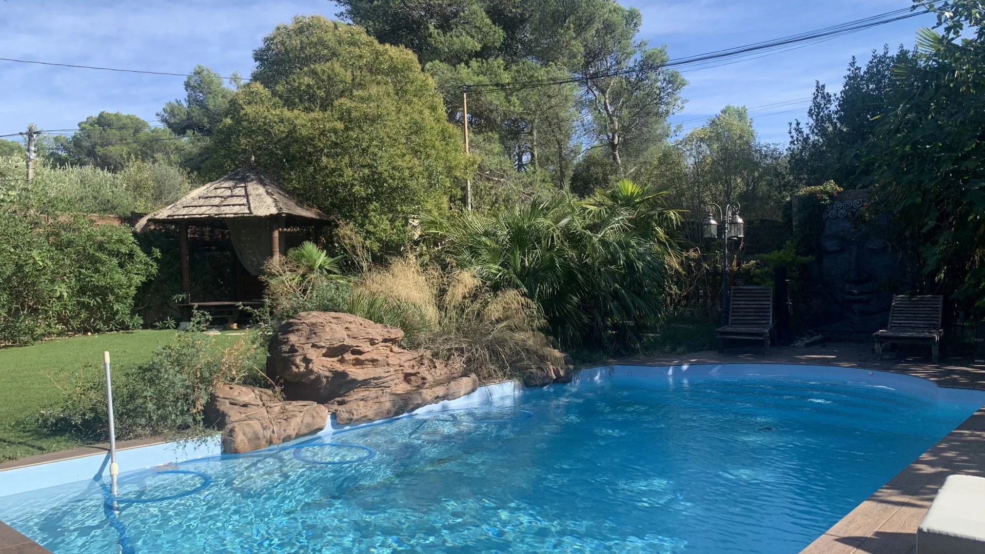 Maison Fuveau au calme avec piscine.