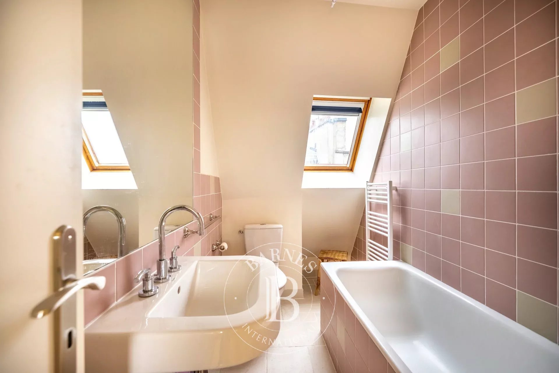 Daire Paris 4ème - picture 9