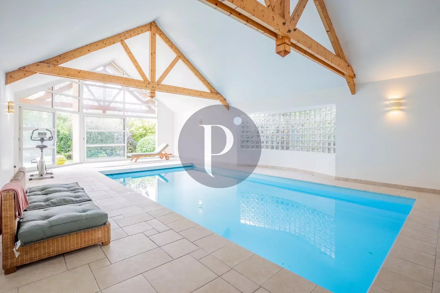 vente-maison-9-pieces-verrieres-le-buisson-83865699