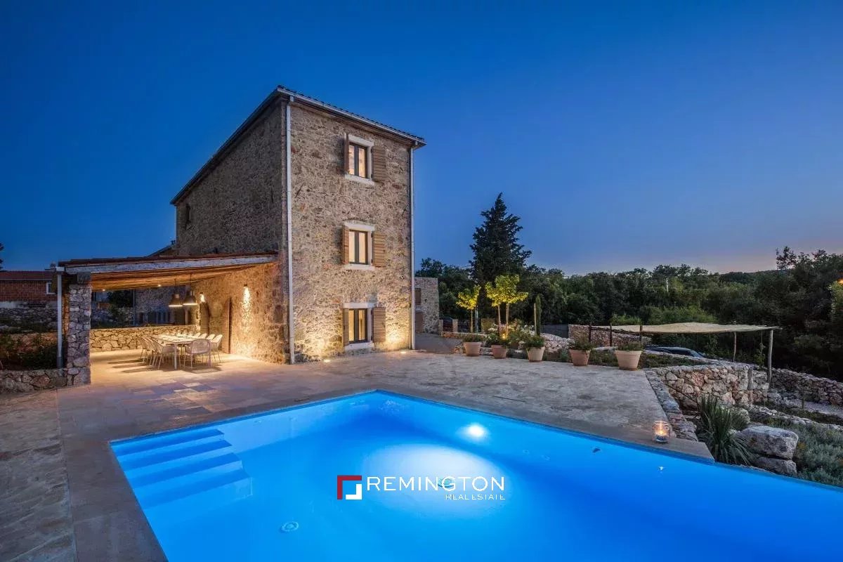 5 Bedroom Villa/Townhouse's Image 32