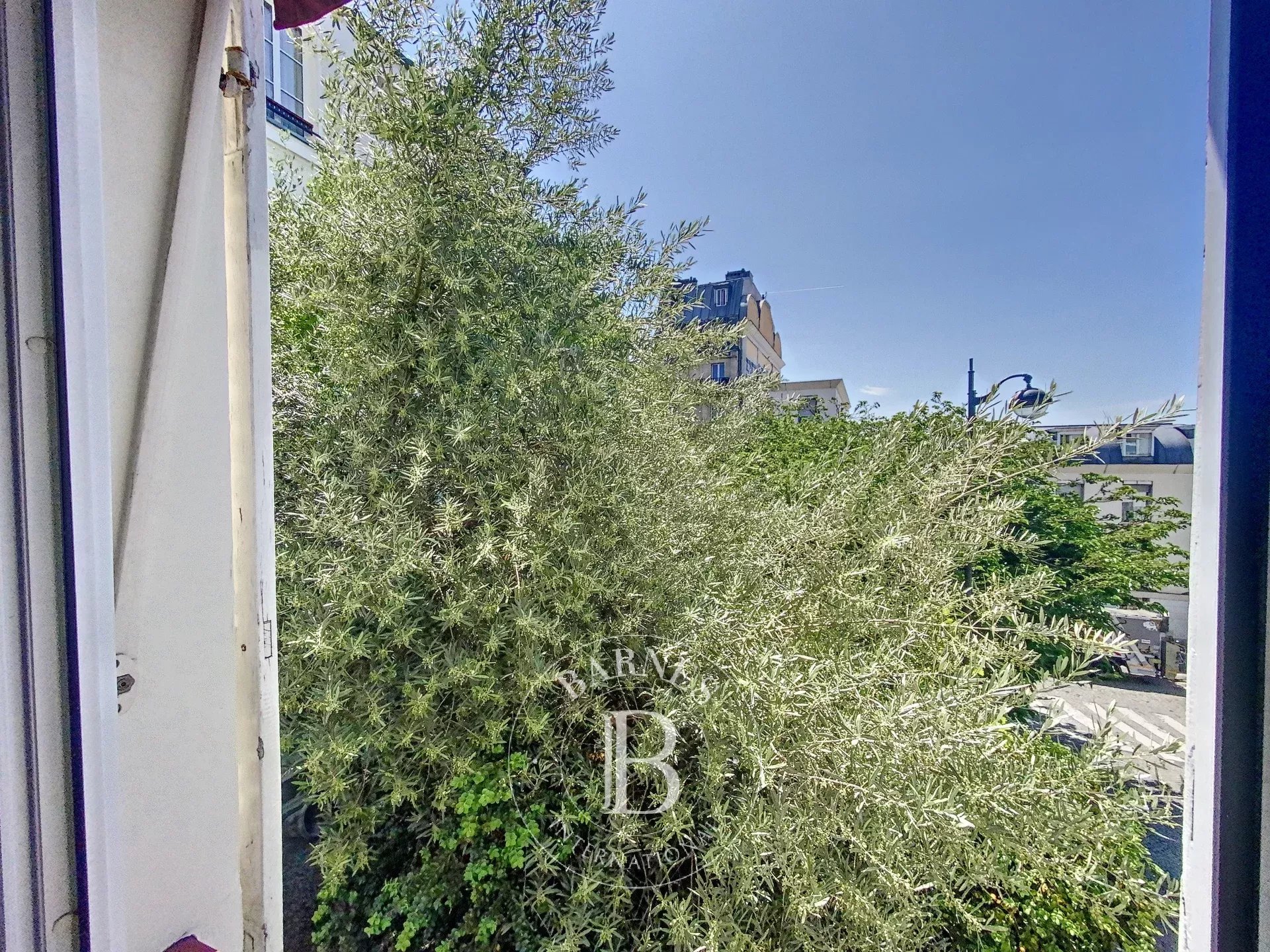 Daire Paris 18ème - picture 18