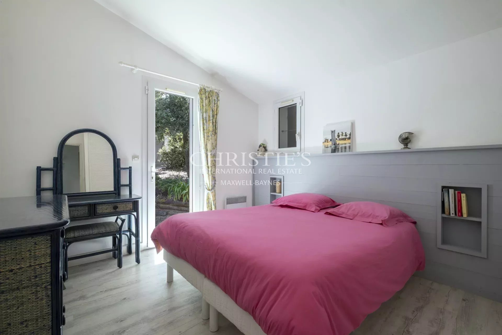 4 Bedroom Villa/Townhouse's Image 11