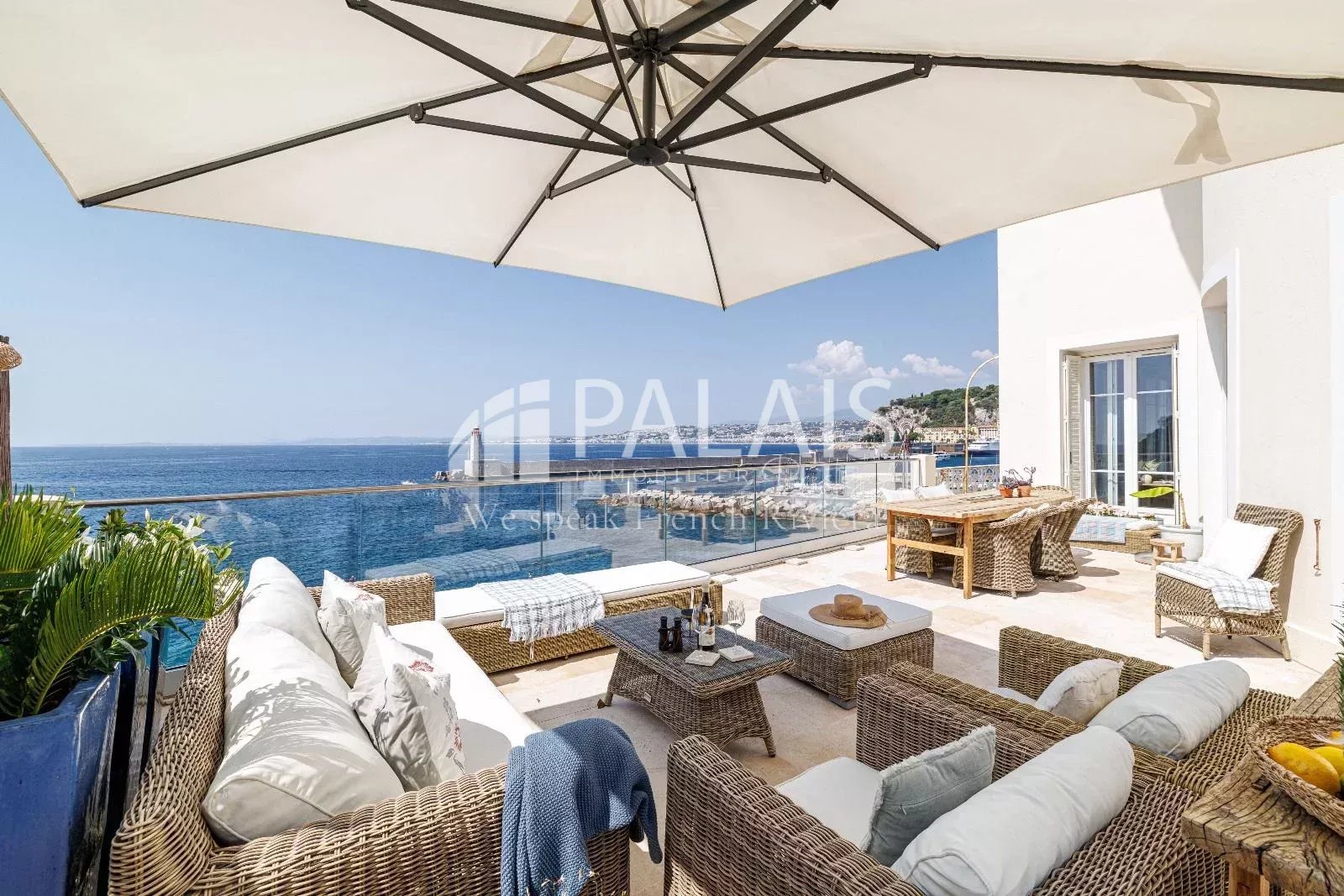 Agence immobilière de 