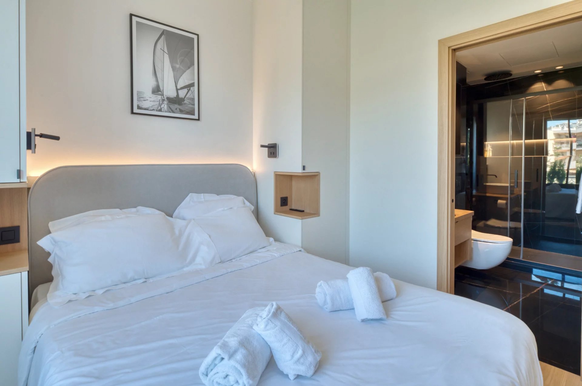 CANNES CROISETTE 4 Pièces vue mer panoramique