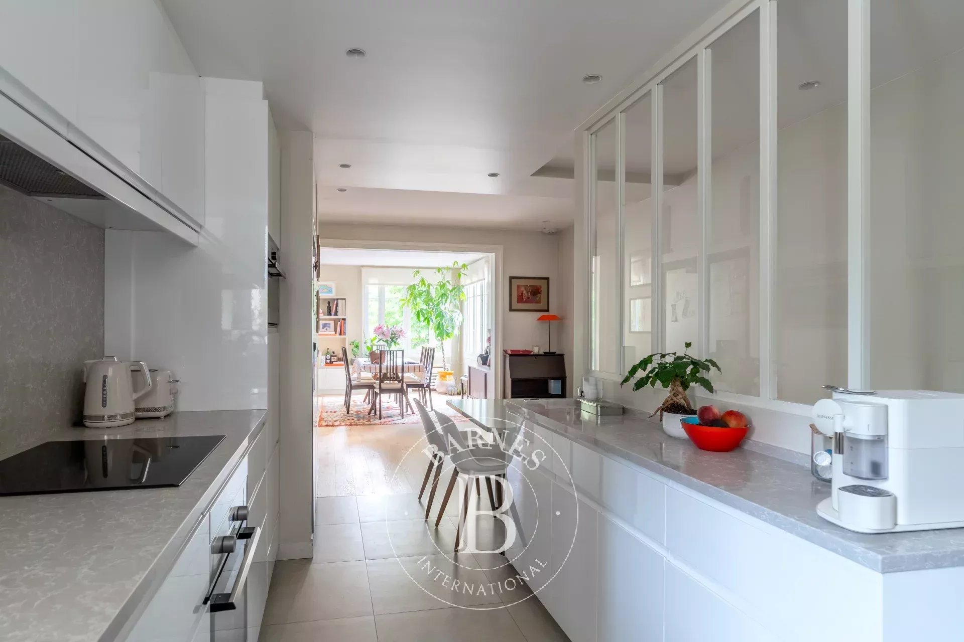 Sole agent - Neuilly - Argenson  Apartment in immaculate condition - 3-bed - Unobstructed views - picture 22