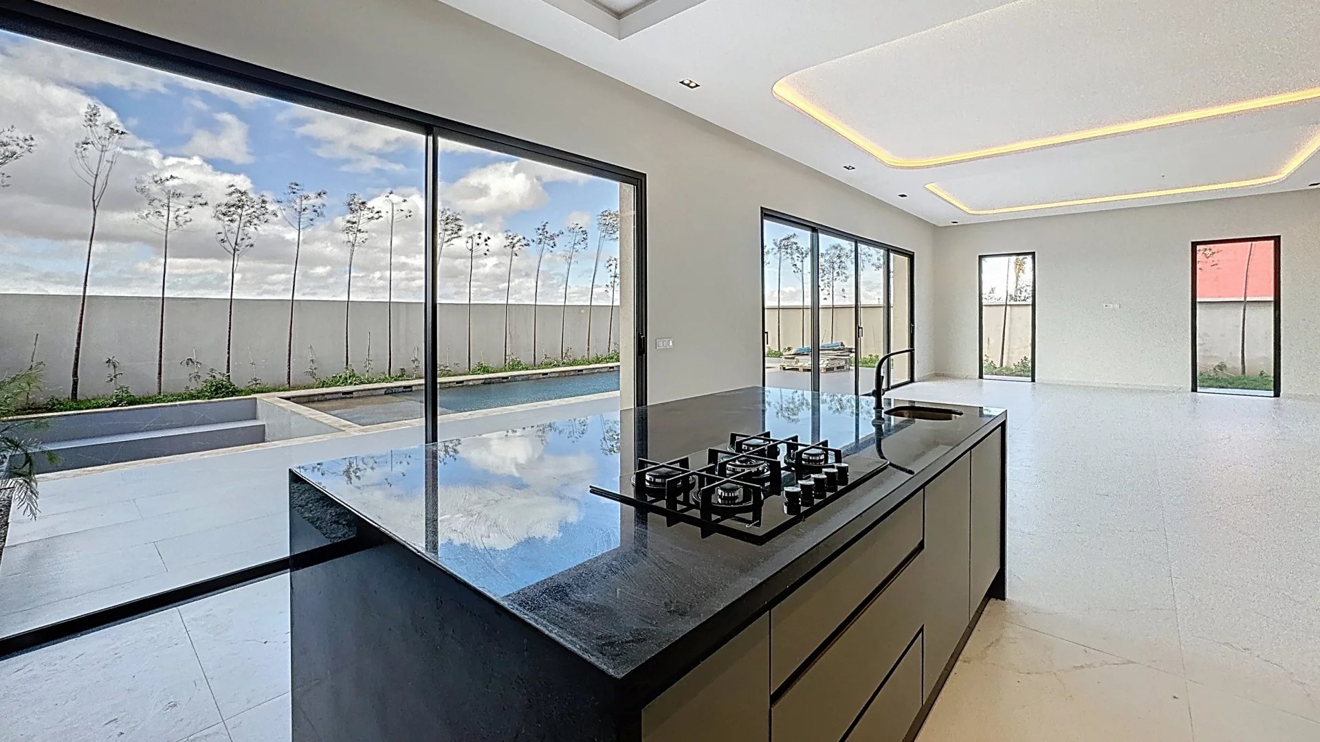 Villa for sale with a view of the Atlas Mountains – Agdal, Marrakech.