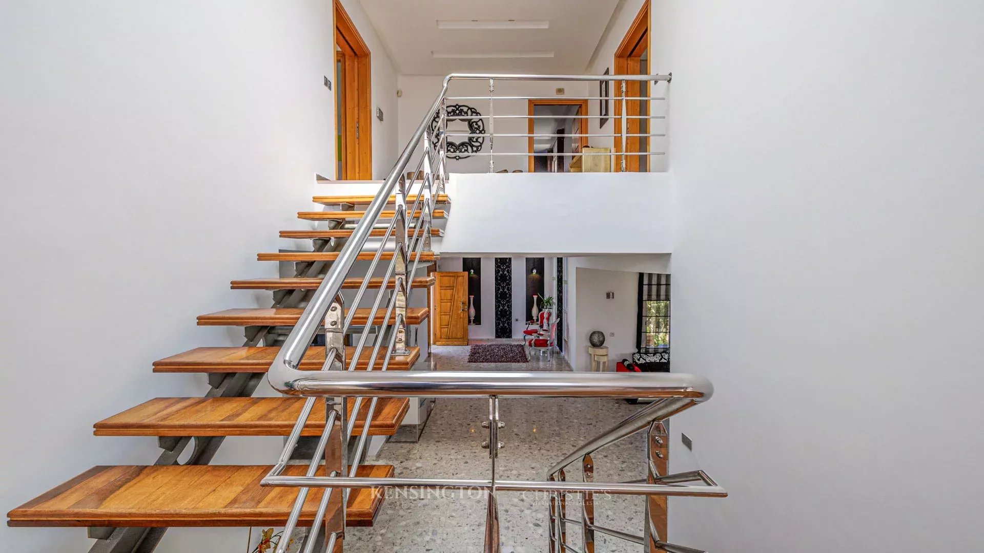 5 Bedroom Villa/Townhouse's Image 15