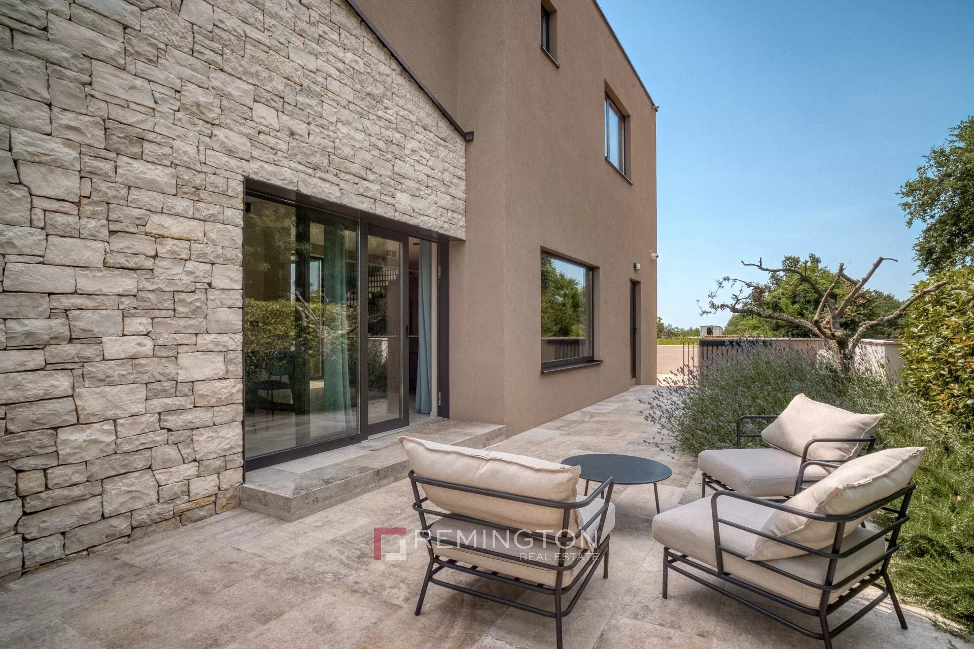 Villa/Townhouse's Image 16
