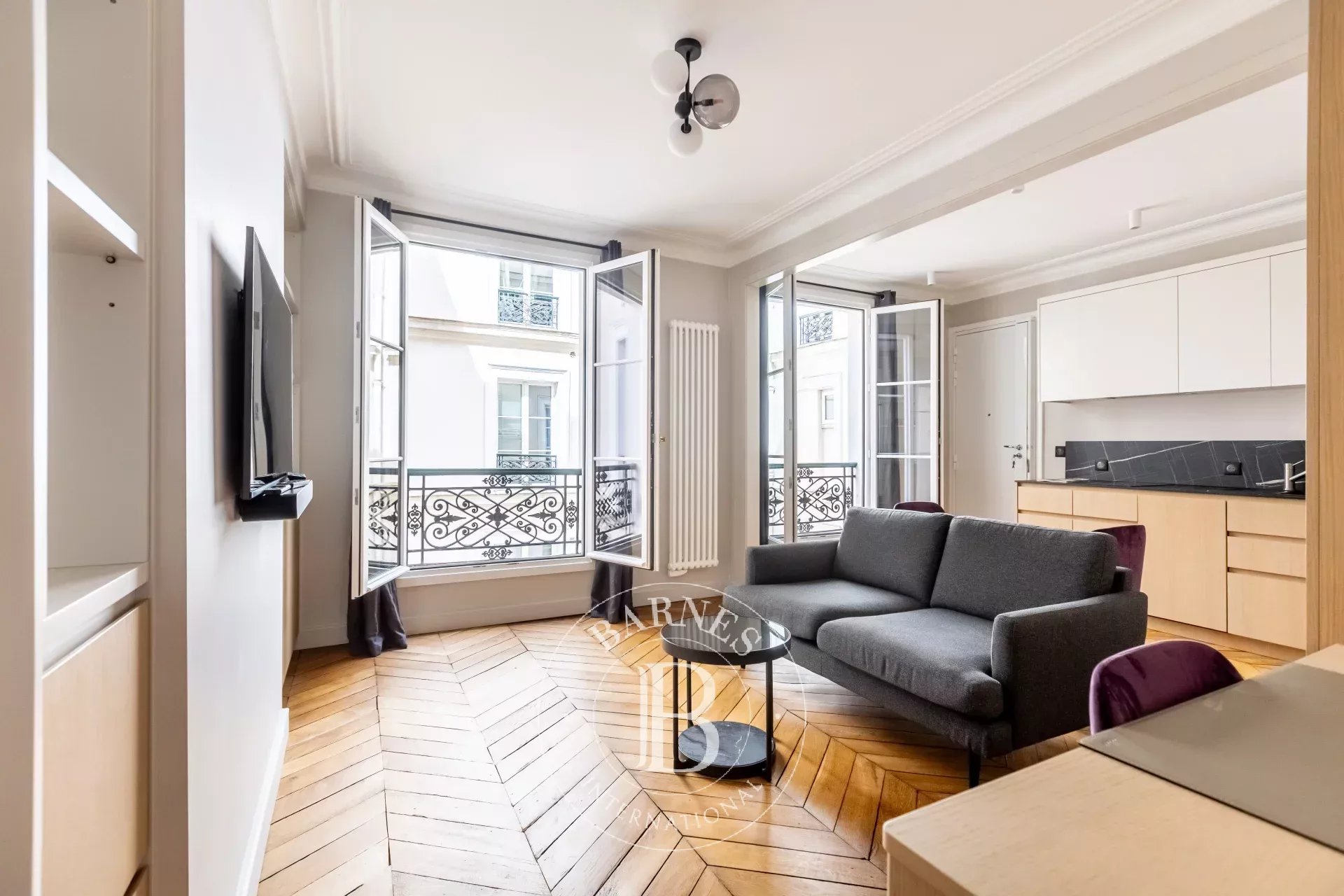 Appartement Paris 75001  -  ref 87094563 (picture 1)