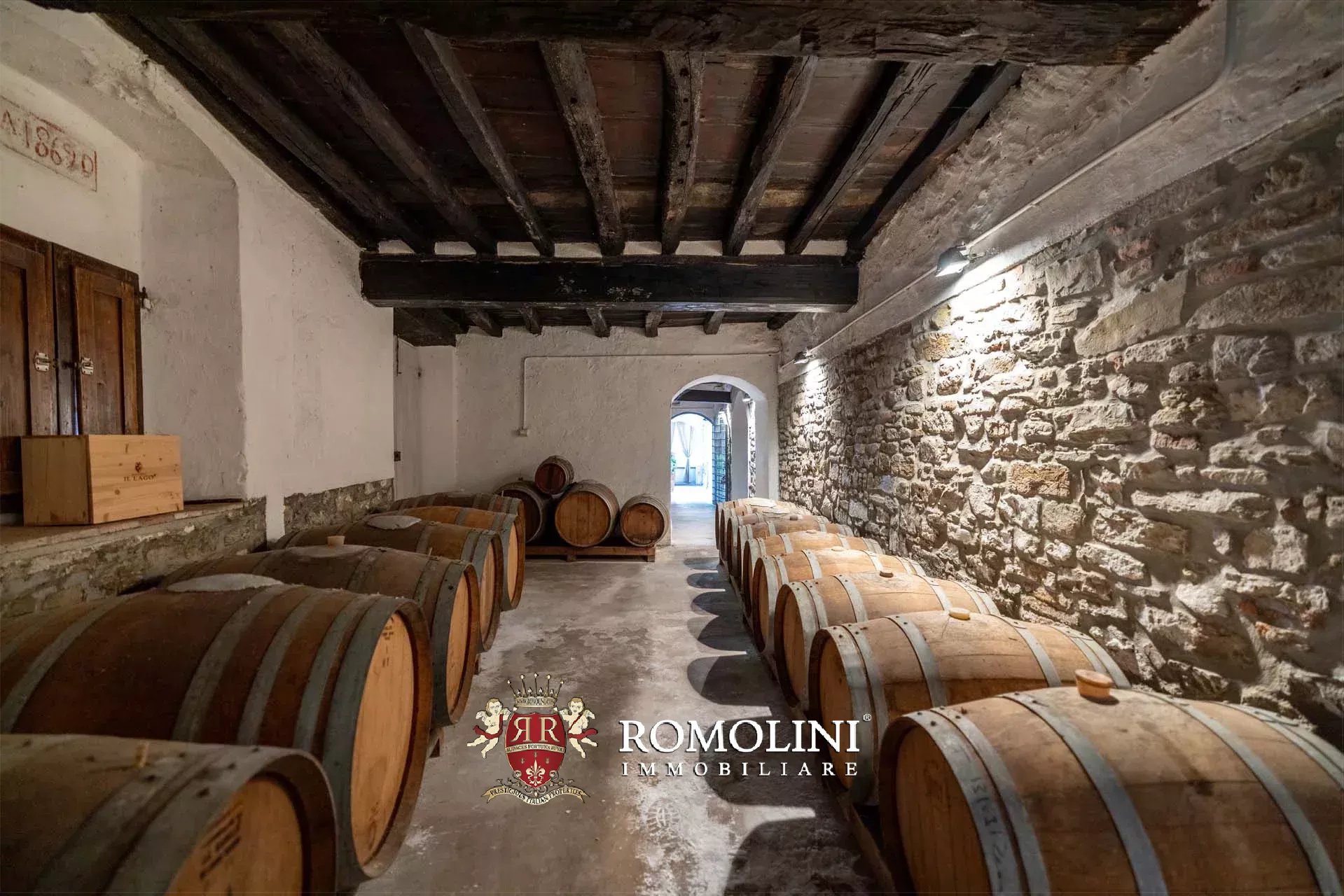 14 Bedroom Vineyard's Image 39