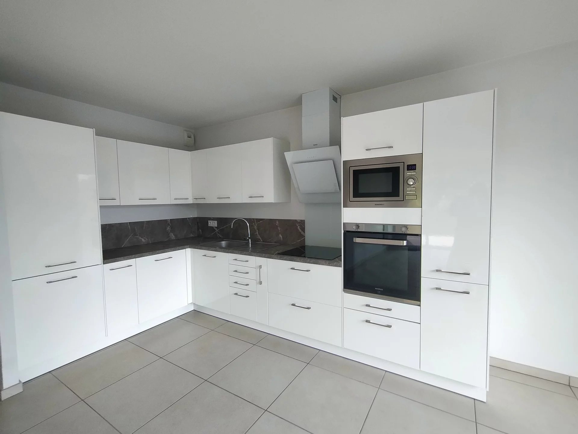5249738 Location Lyon 9ème
