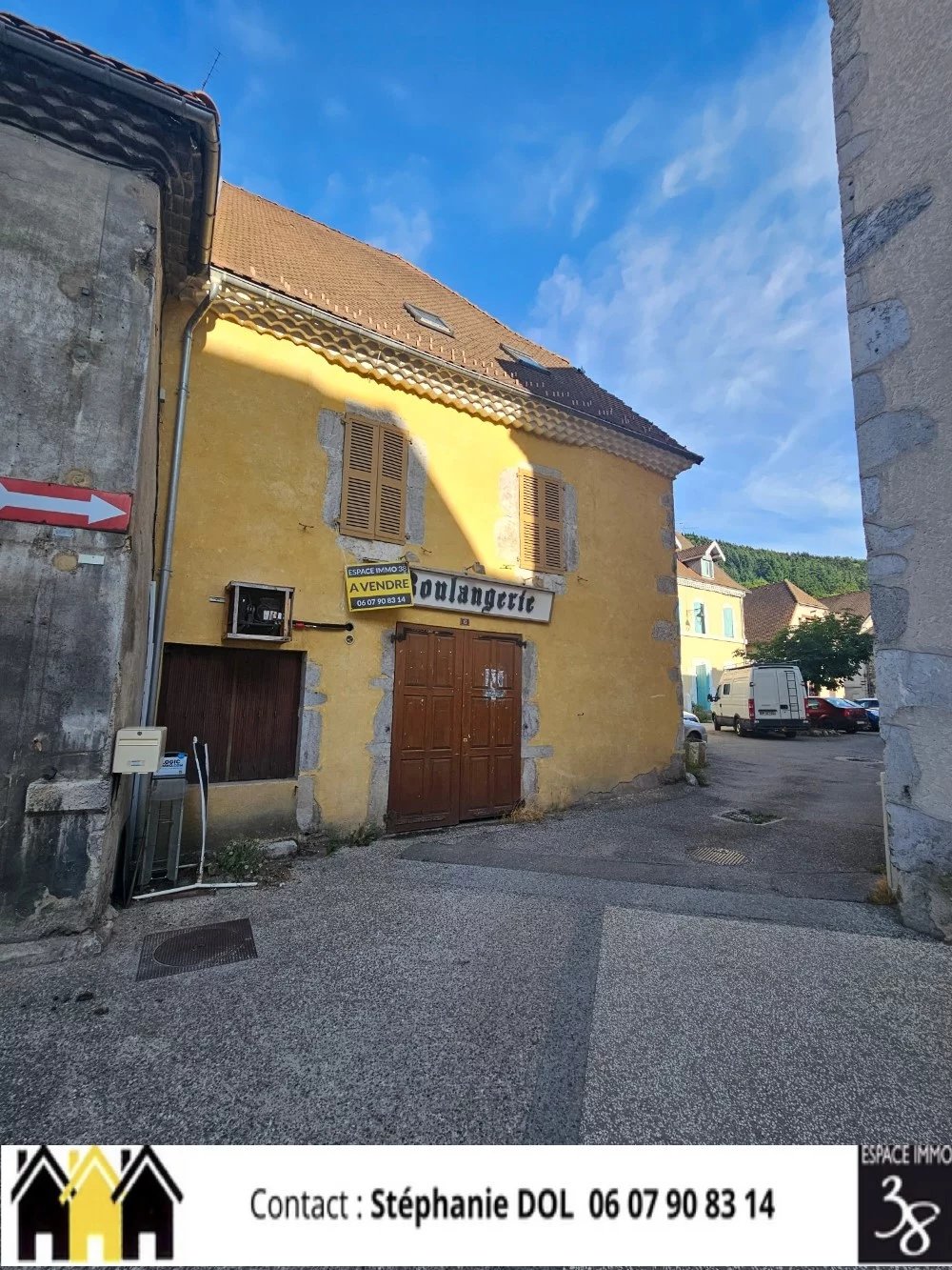 MAISON 210M² AVEC LOCAL COMMERCIALE