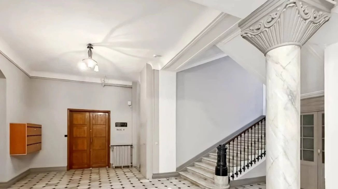 Charmant 2 pièces rénové – Dernier étage avec ascenseur — photo 6