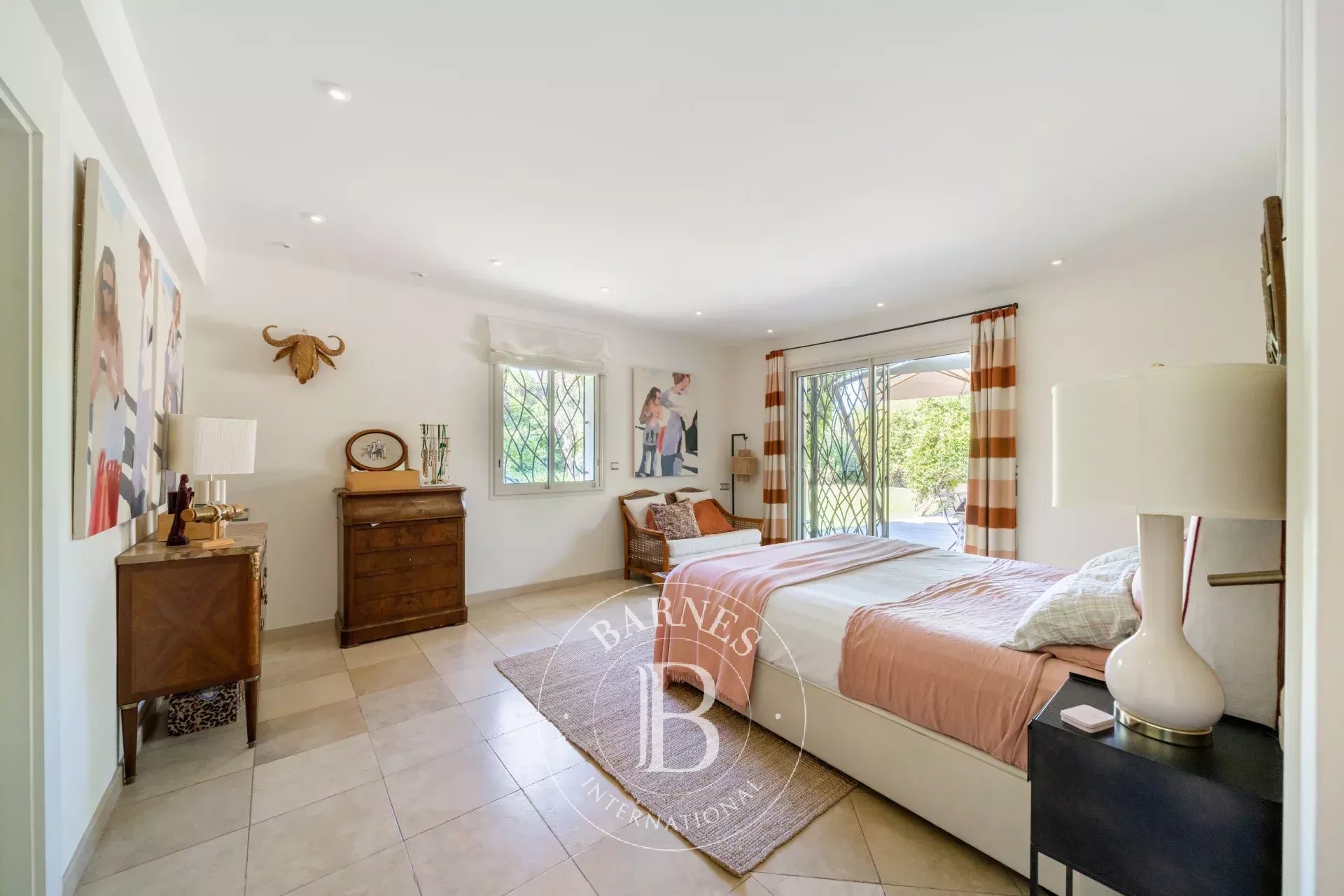 Ev Mougins - picture 7