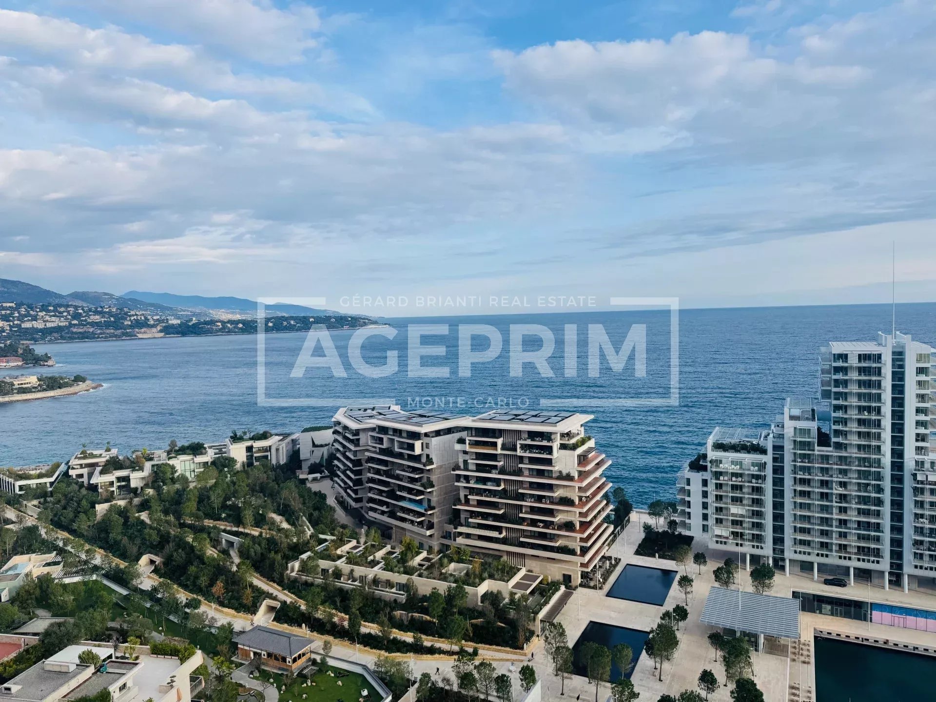 3-4 rooms apartment with sea view for rent, Monaco