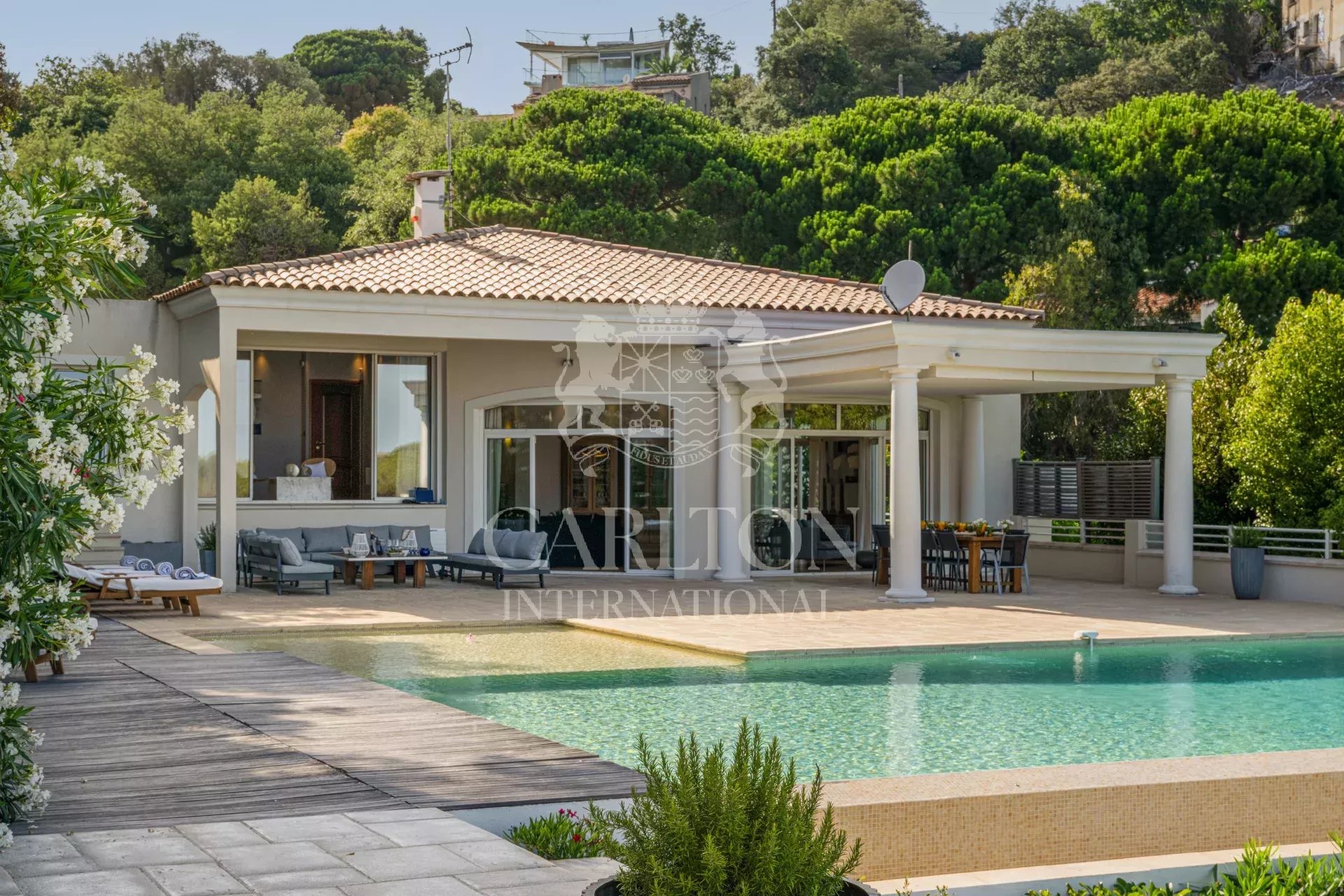 Cannes – Villa authentique située sur les hauteurs de Cannes