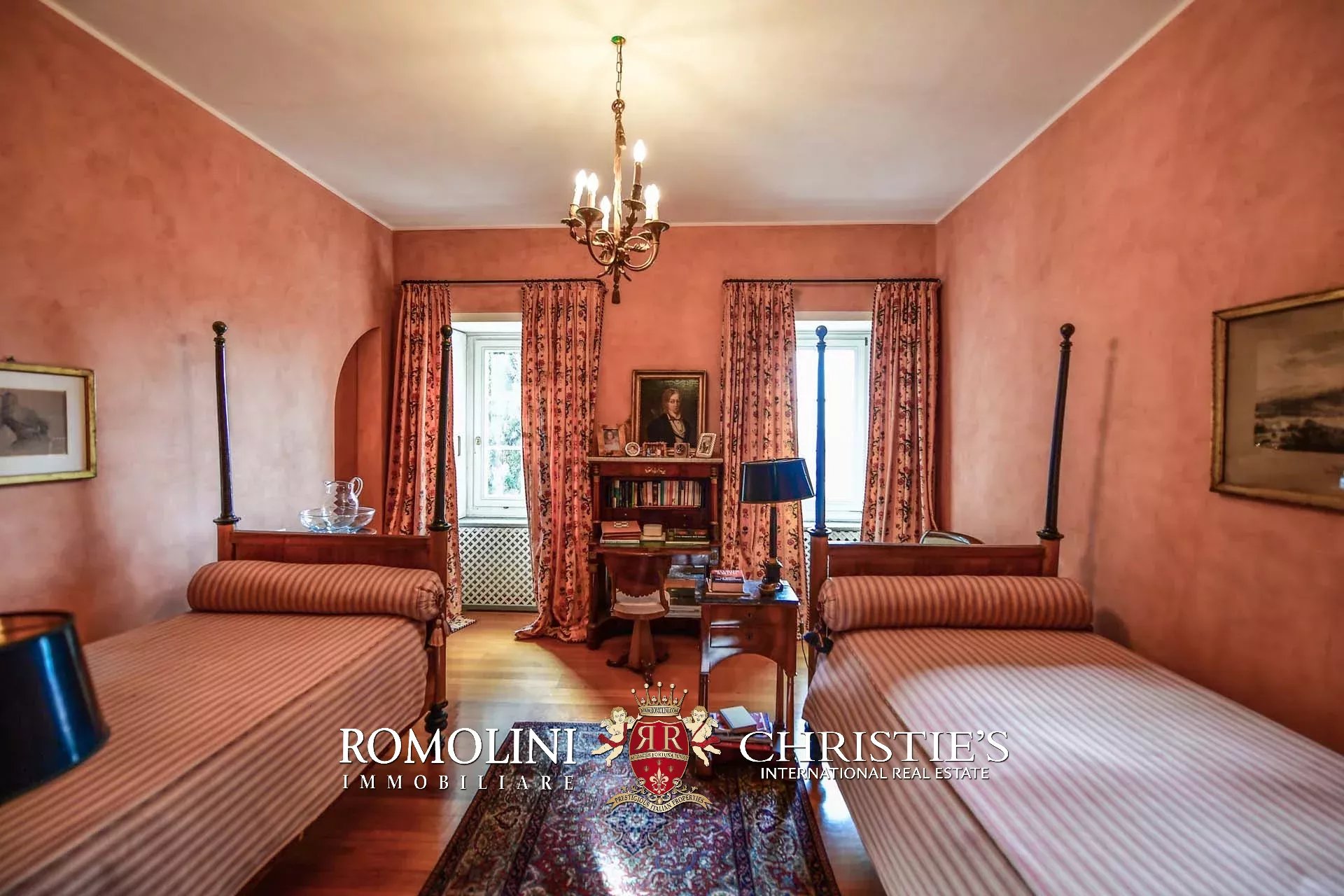 17 Bedroom Villa/Townhouse's Image 56