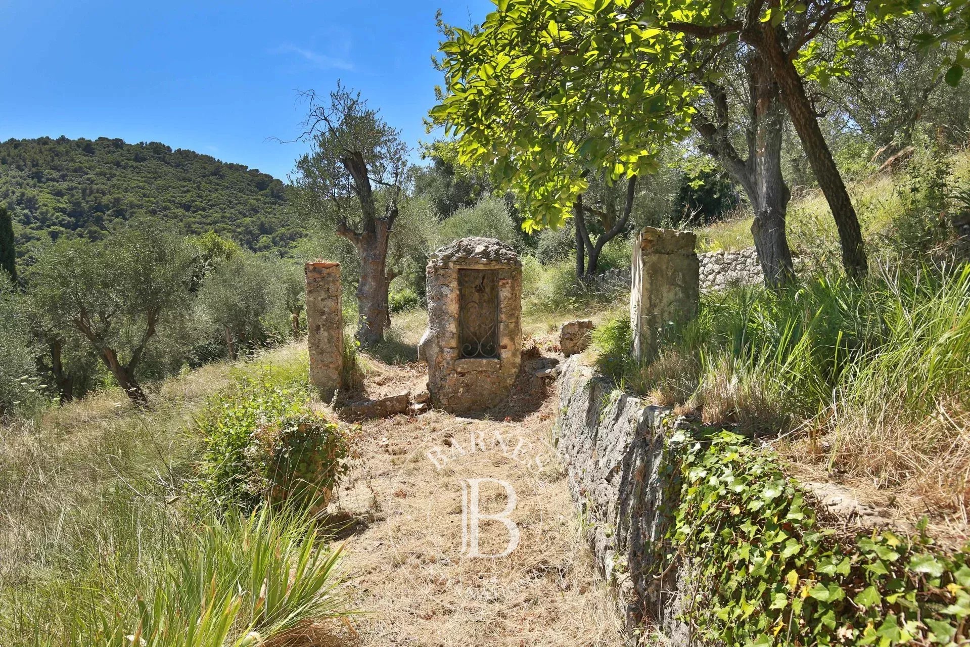 Grasse  - Maison  7 Chambres - picture 17