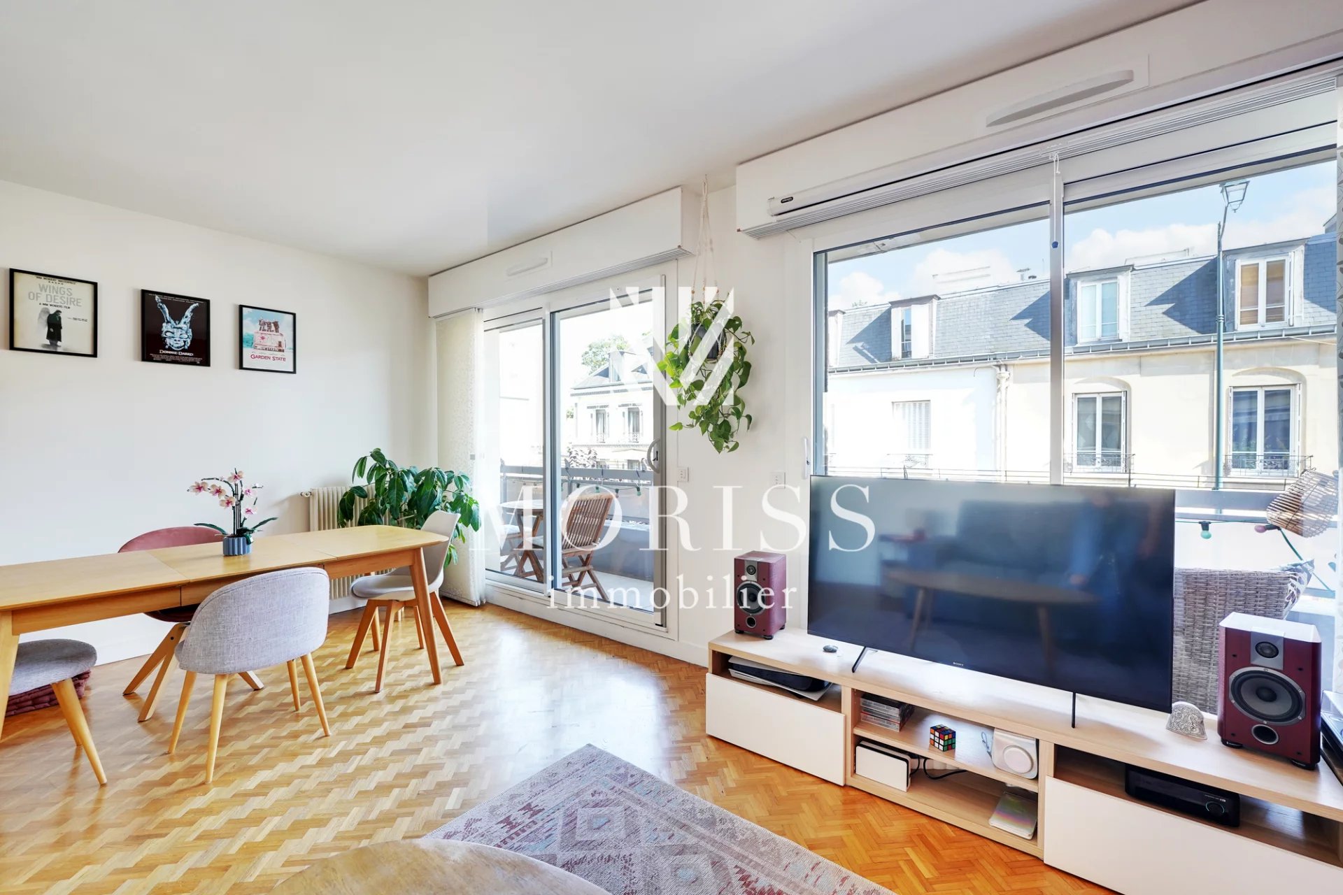 Saint-Mandé Appartement de 2 pièces + 12 m2 de balcon et 6 m2 de - Image Array