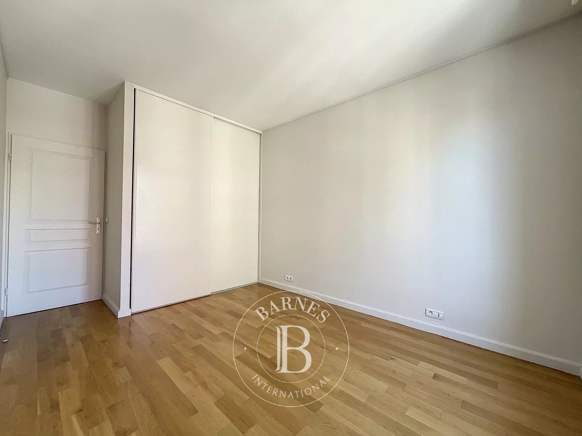 Neuilly-sur-Seine  - Piso 5 Cuartos 4 Habitaciones - picture 18