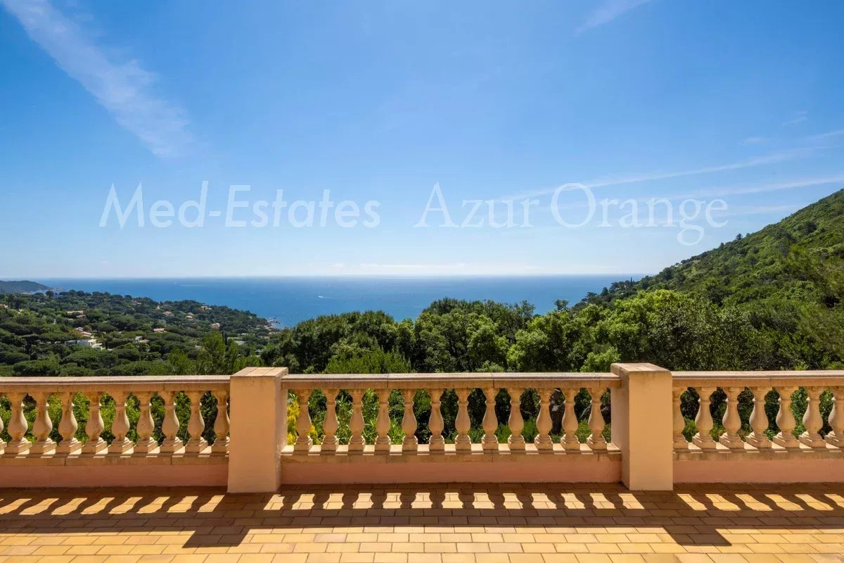Agence immobilière de Med-Estates Saint Tropez