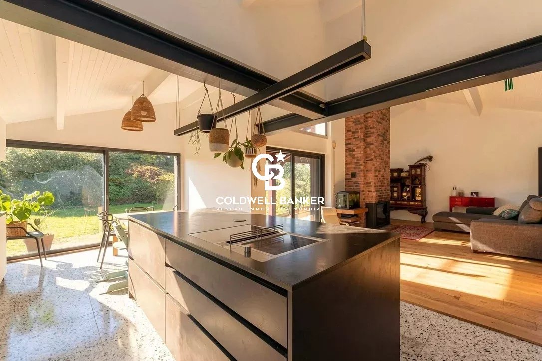 Agence immobilière de Coldwell Banker Surfin Realty