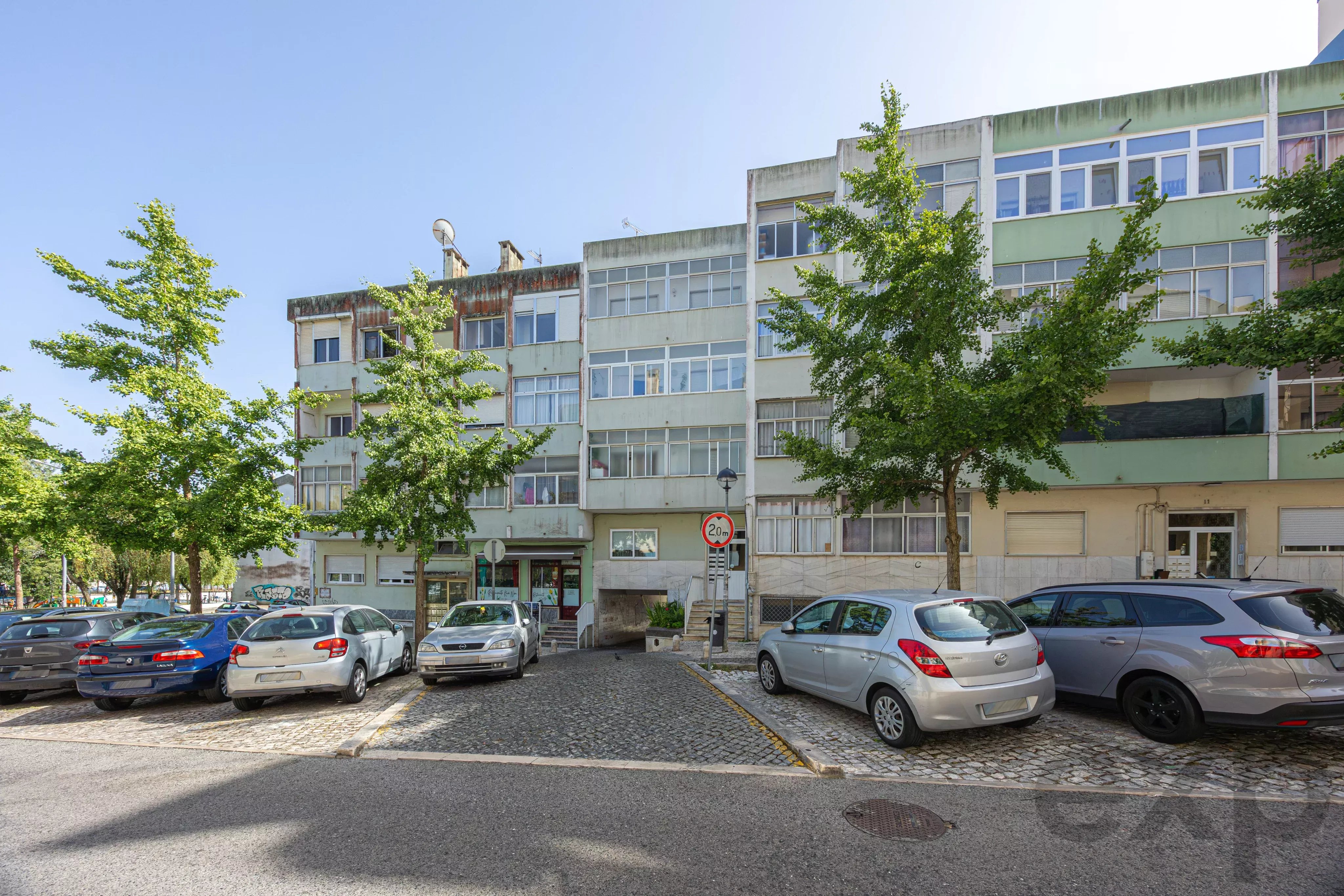 Excellent 2‑bedroom apartment in Cacém 87088575 image 12